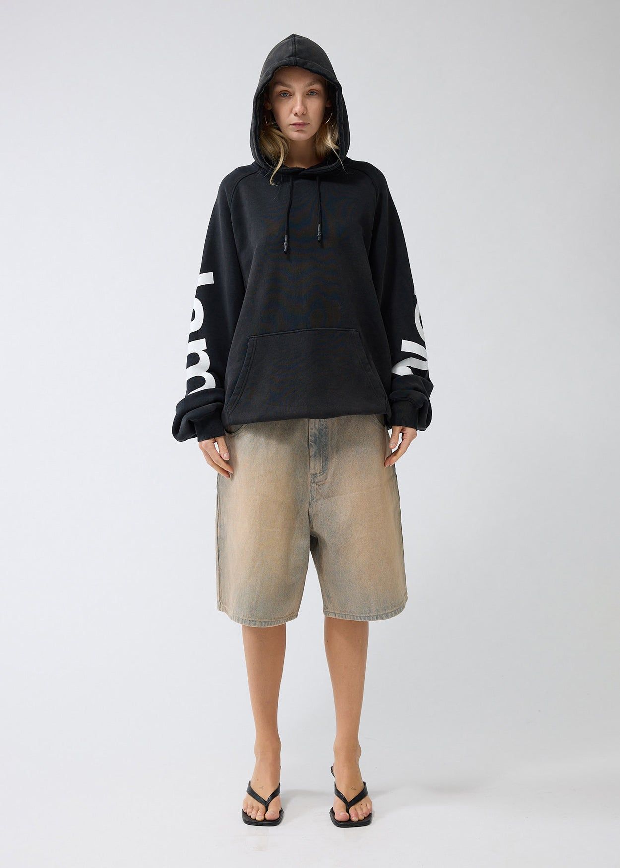 送料関税込♪HUMAN MADE/HEM LINE SWEATSHIRT HUMAN MADE HUMAN MADE x MINOR FIGURES TSURIAMI SWEATSHIRT
