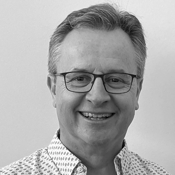 Photo of Andrew Ehrat