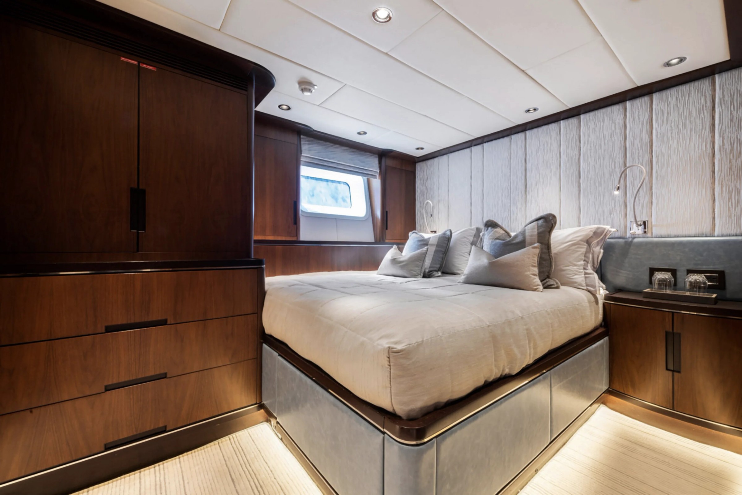 Dakota, 39m superyacht refit, built by Fitzroy Yachts, designed by H2 Yacht Design — photograph 28