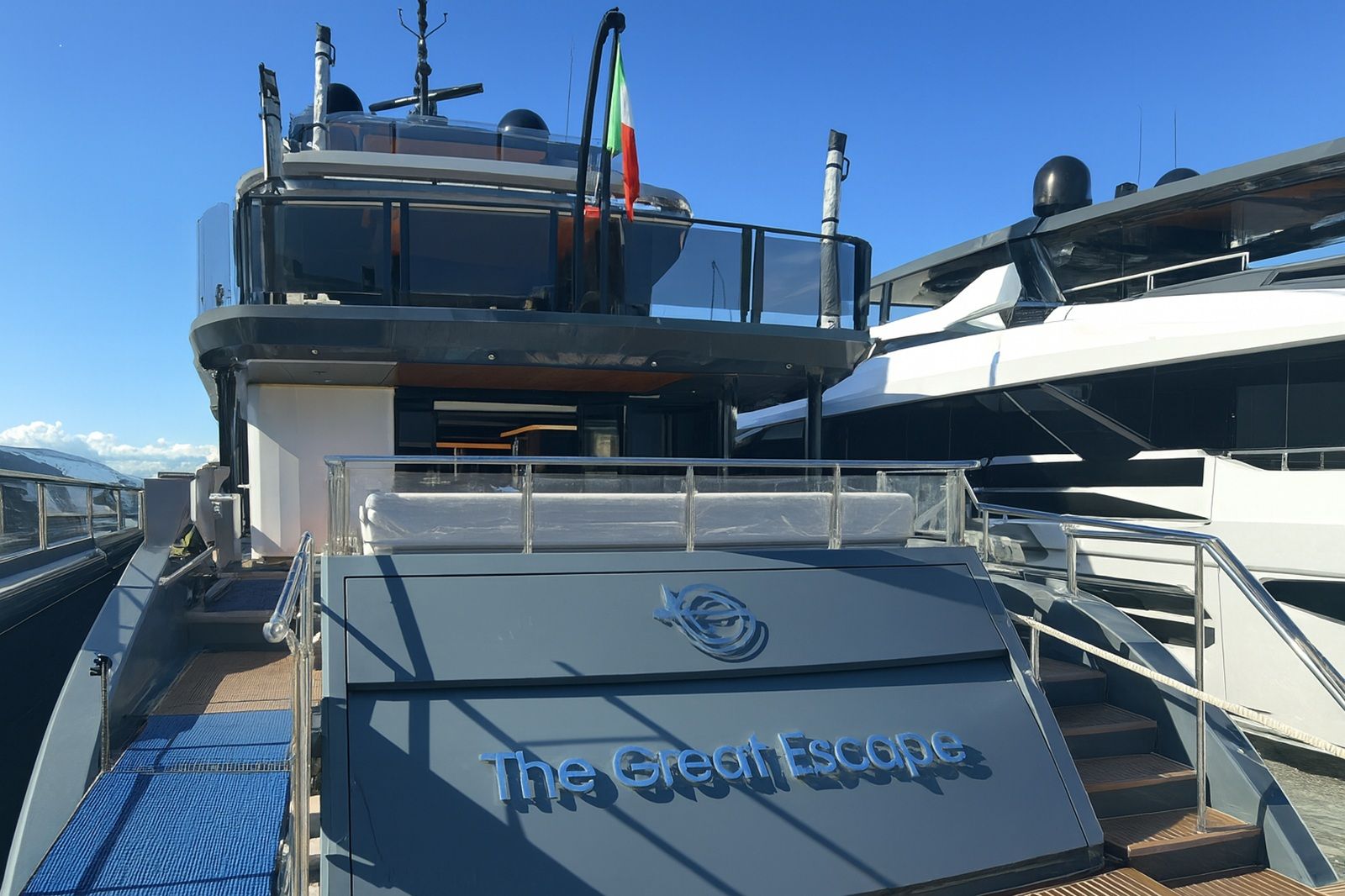 The Great Escape, 44.47m new build superyacht, built by Mangusta, designed by H2 Yacht Design