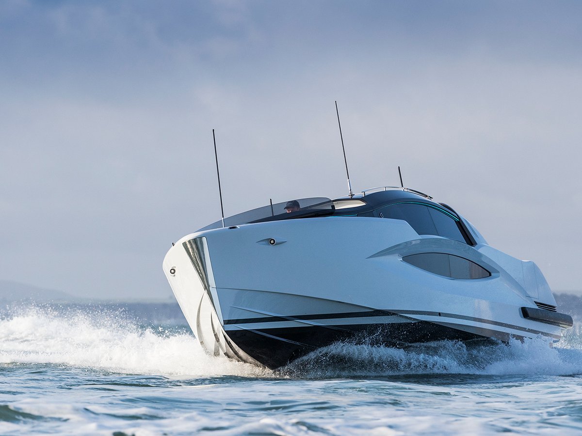 Al Lusail – Closed Limo Tender, 11.2m yacht tender, built by Compass Tenders, designed by H2 Yacht Design — photograph 2