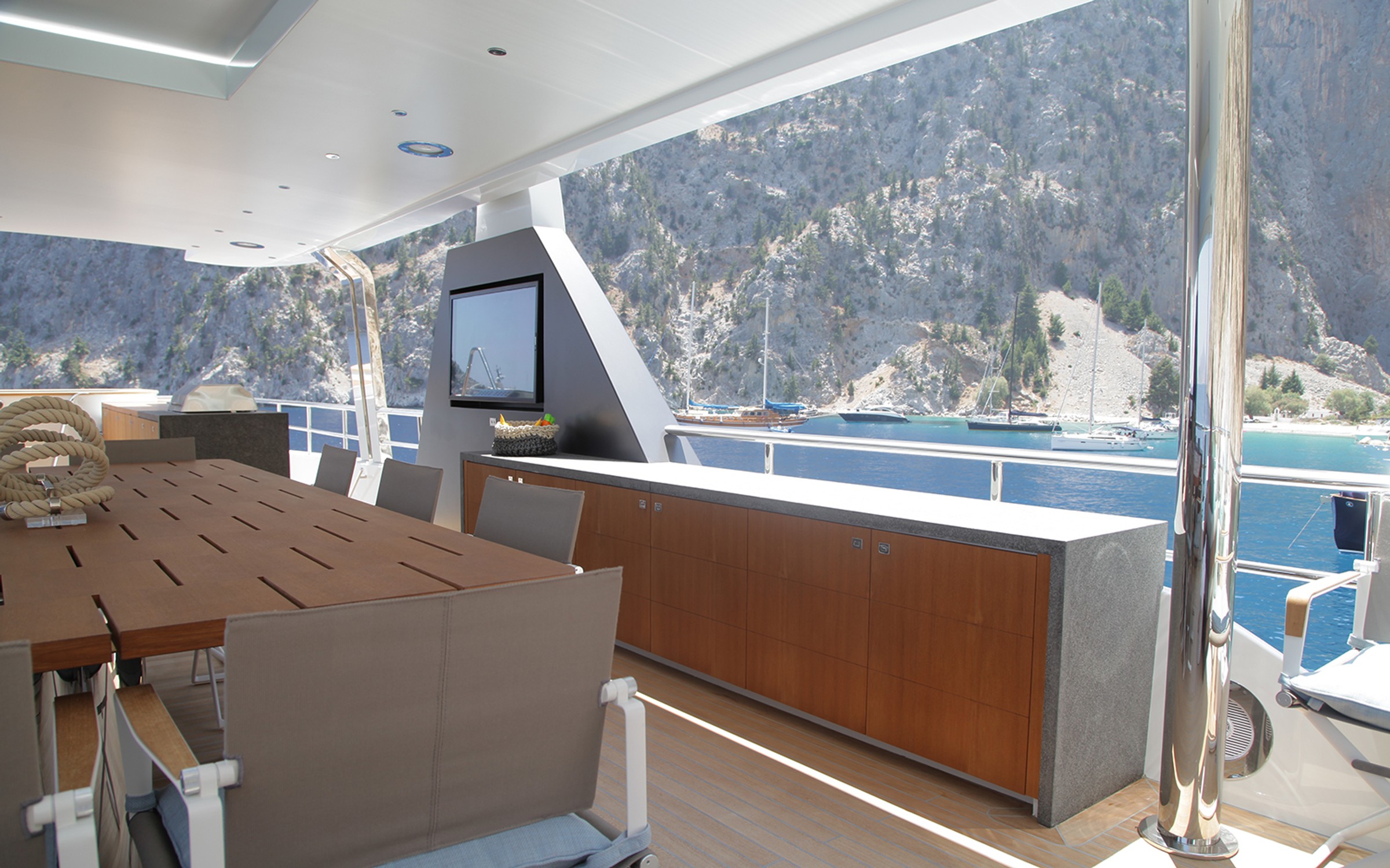Andreika, 32.3m new build superyacht, built by Alpha Custom Yacht, designed by H2 Yacht Design — photograph 7