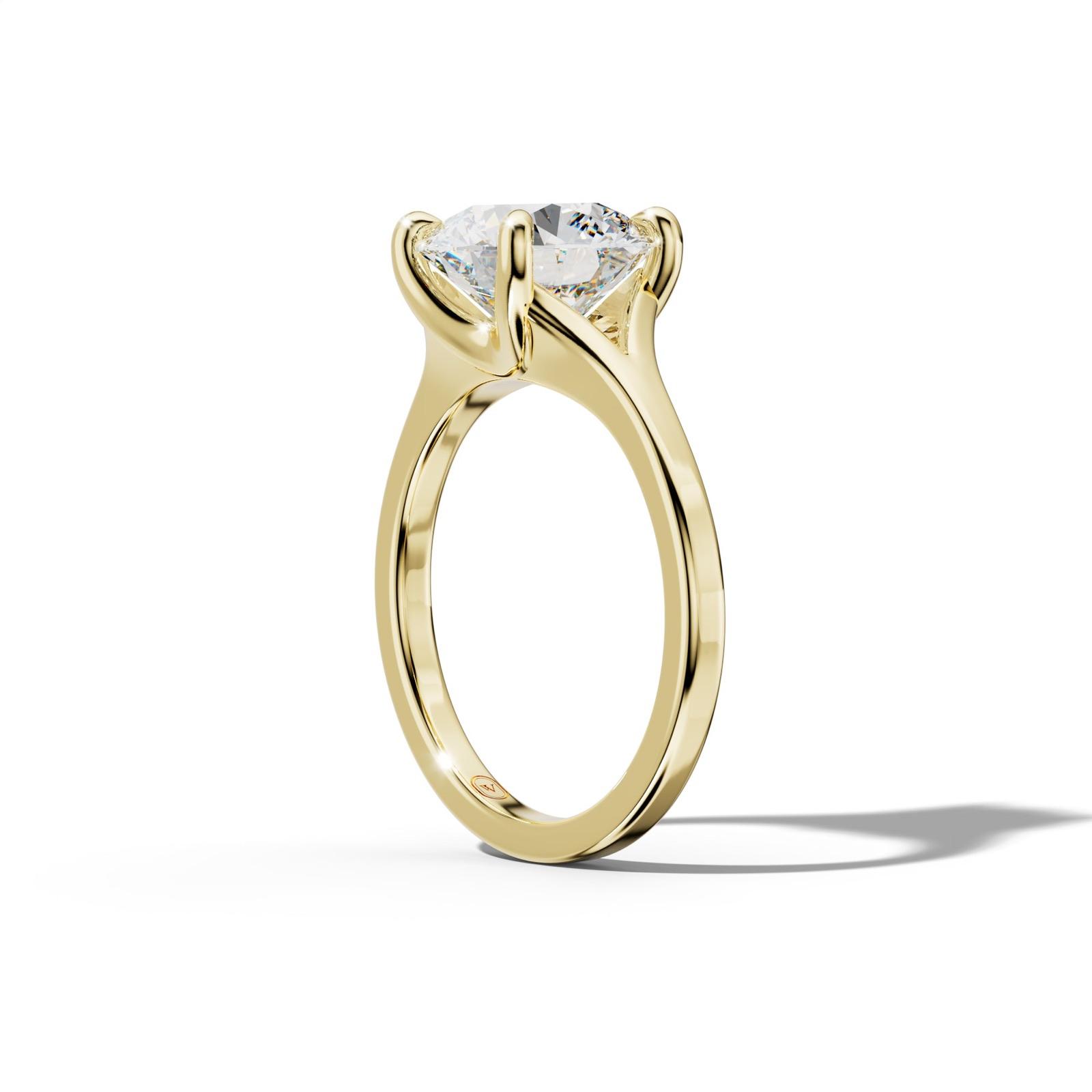Alicia Round Diamond Engagement Ring