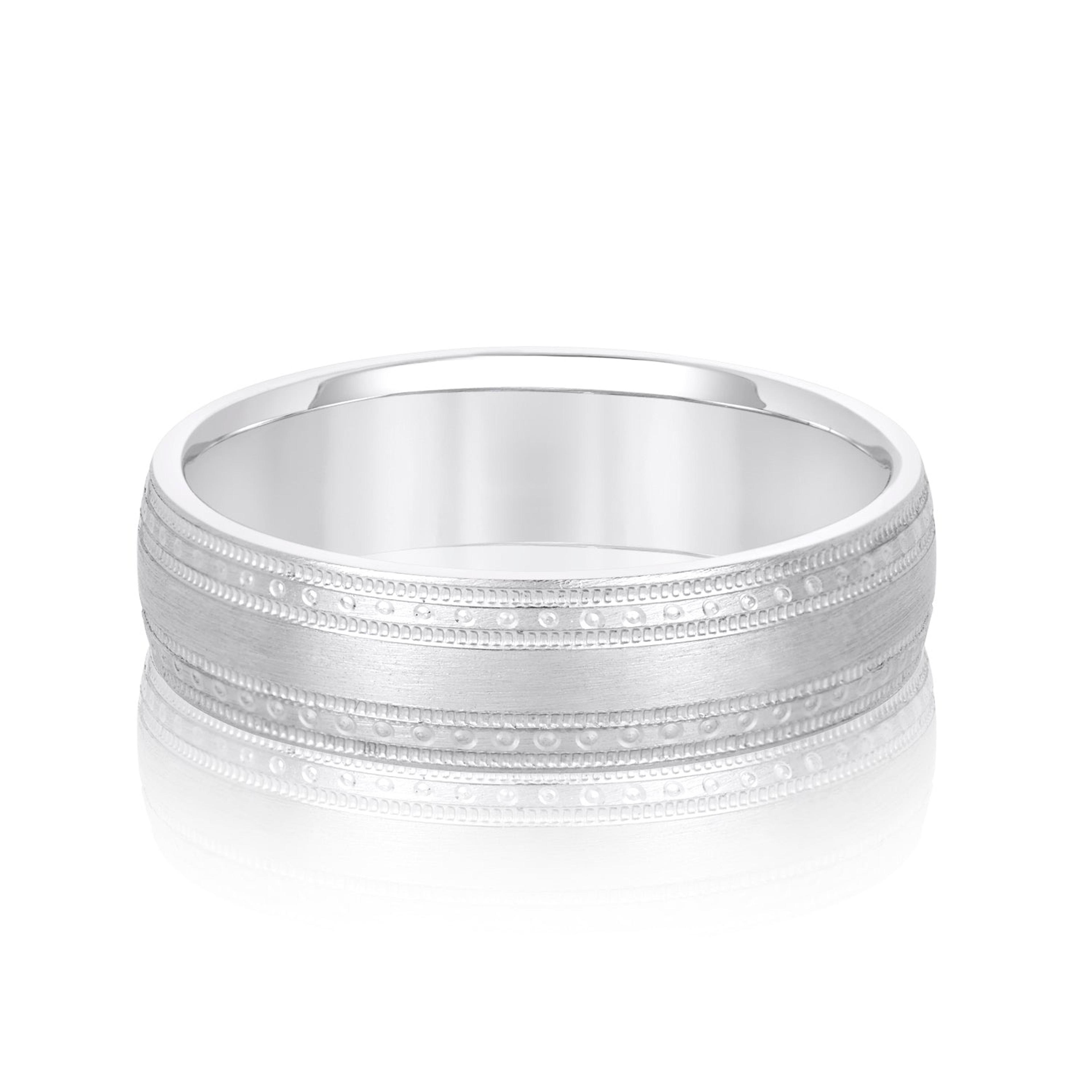 Fancy Detailed Men's Wedding Band