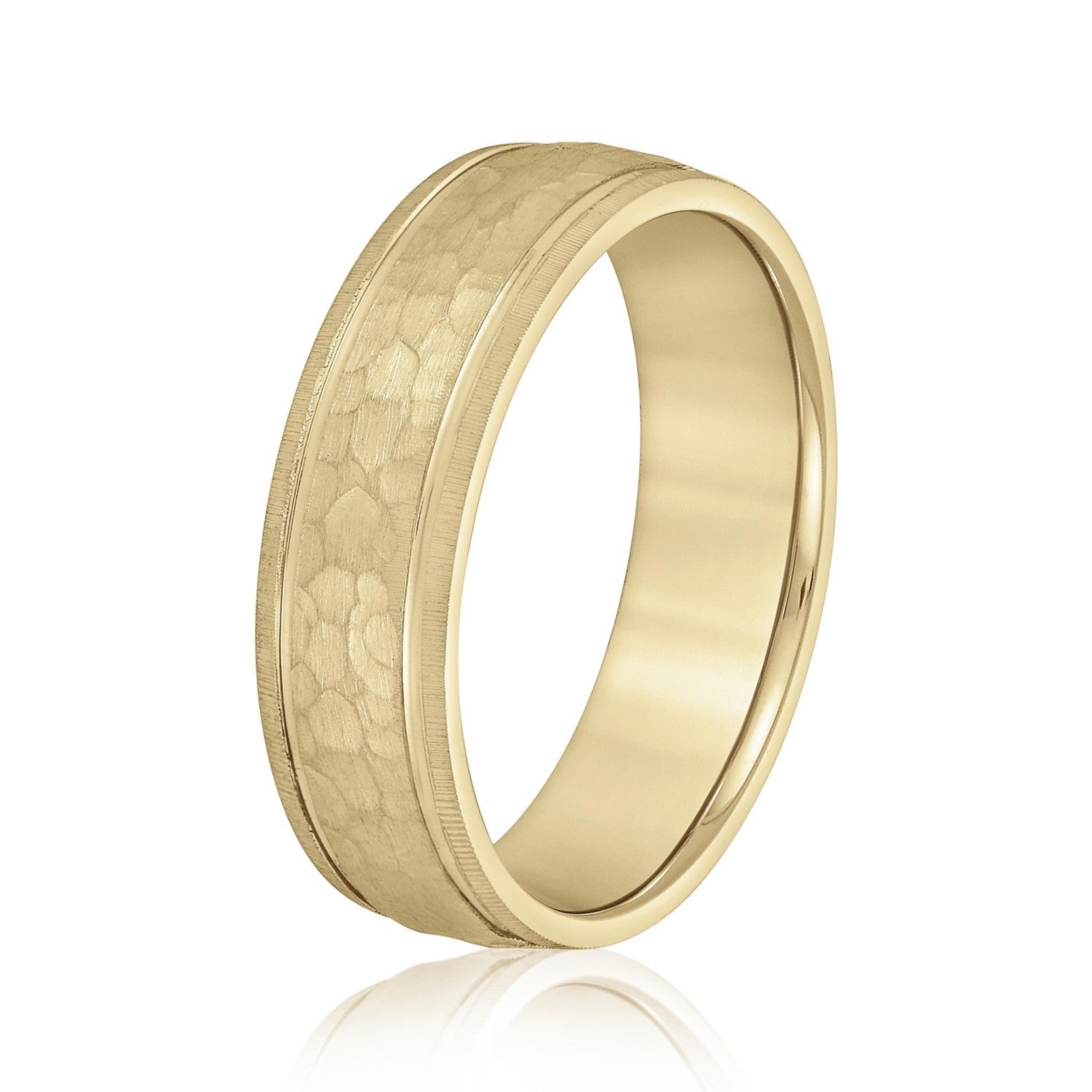 Men's Hammered Grooved Edged Band