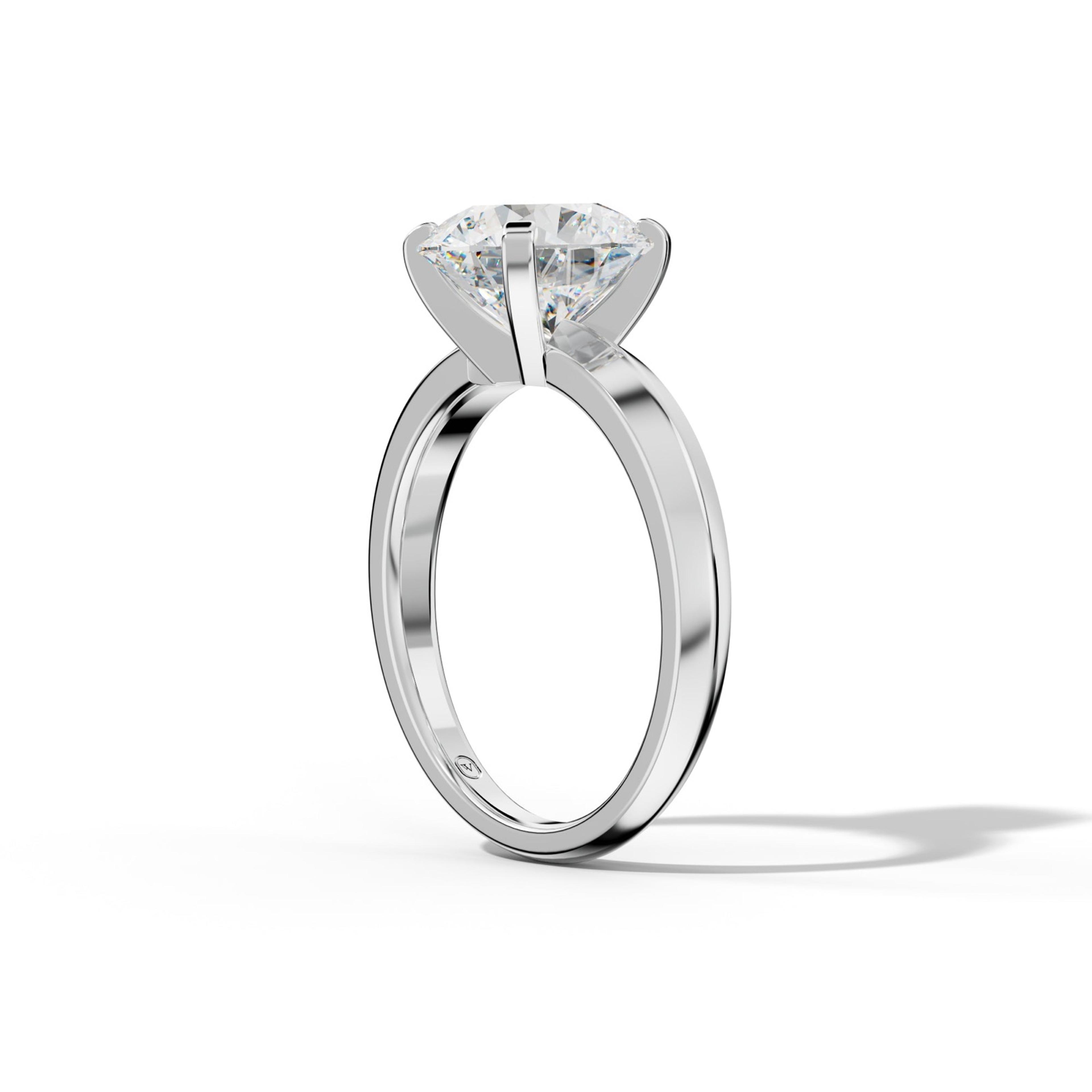Nia Round Diamond Engagement Ring