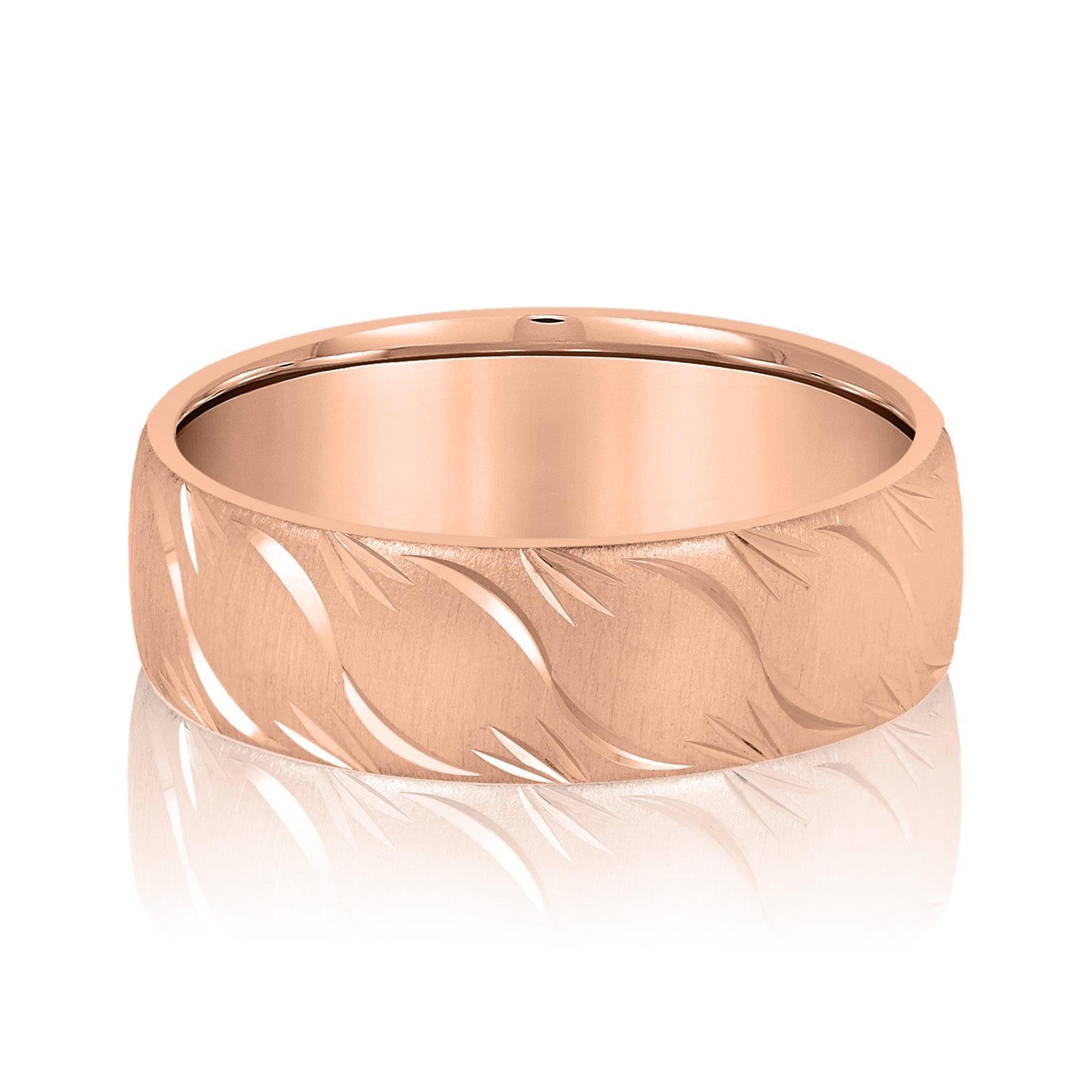 Men's Slightly Wave Engraved Band