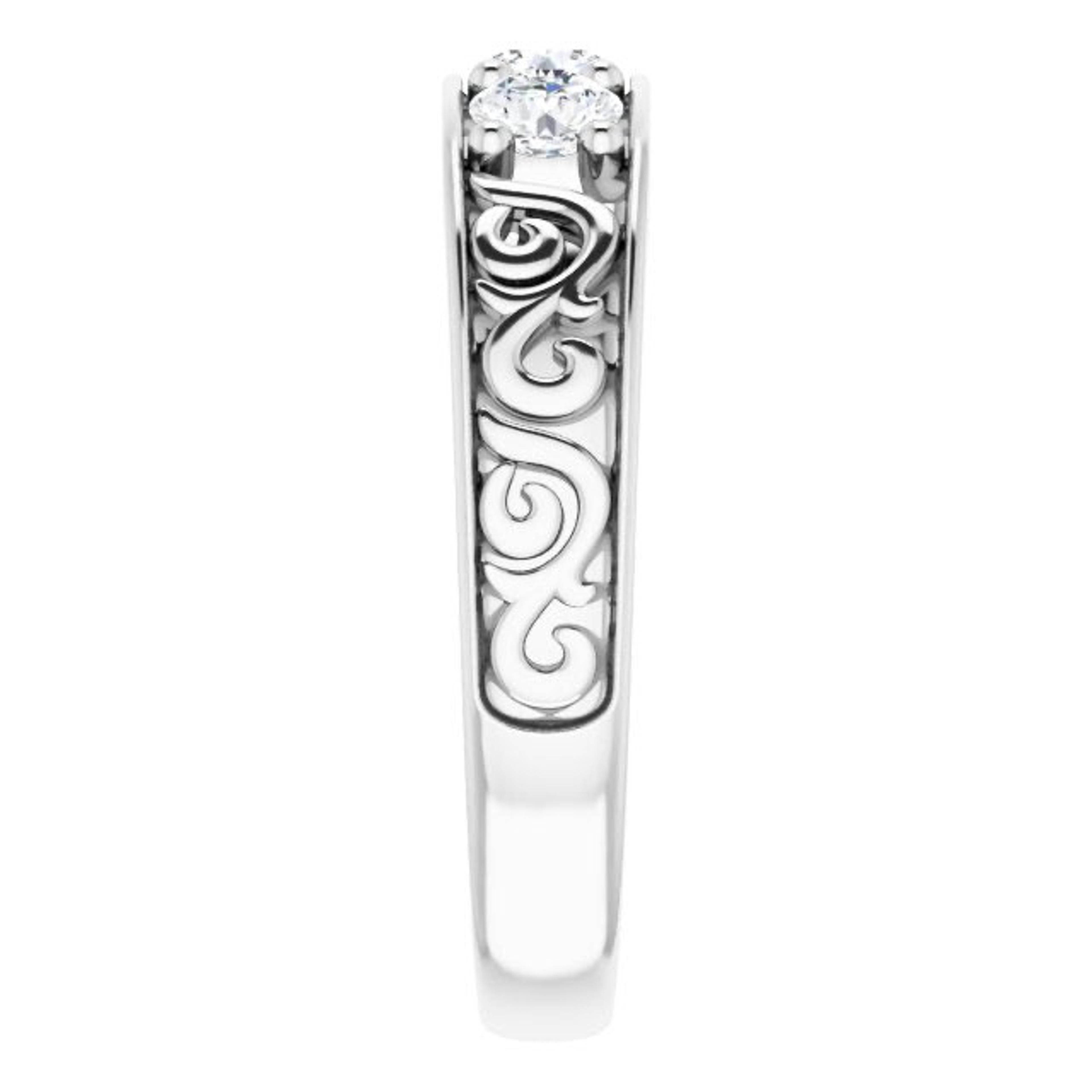 0.75 ctw Round Diamond Filigree Accent Men's Ring Vintage Inspired