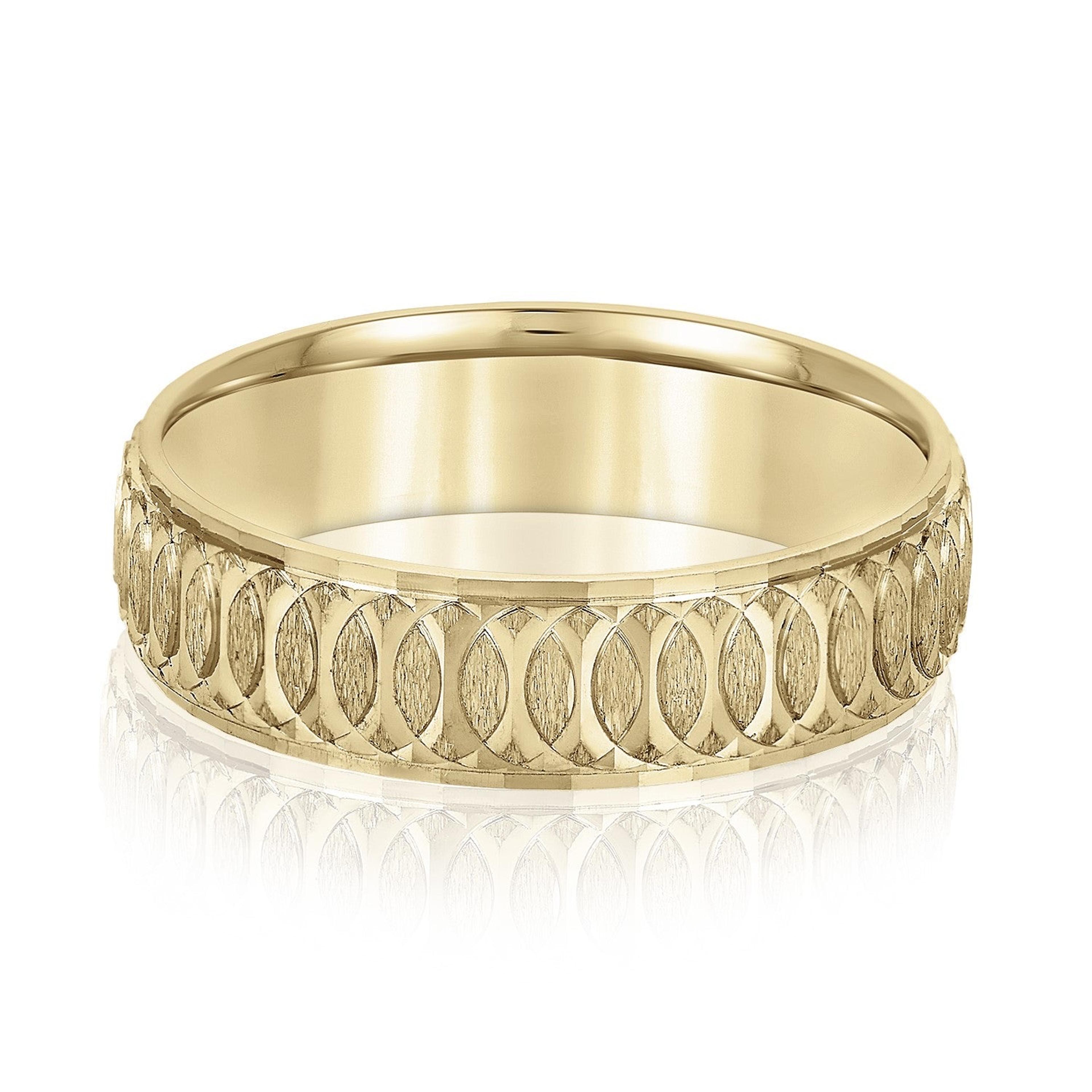 Men's Overlapping Circular Pattern Wedding Band