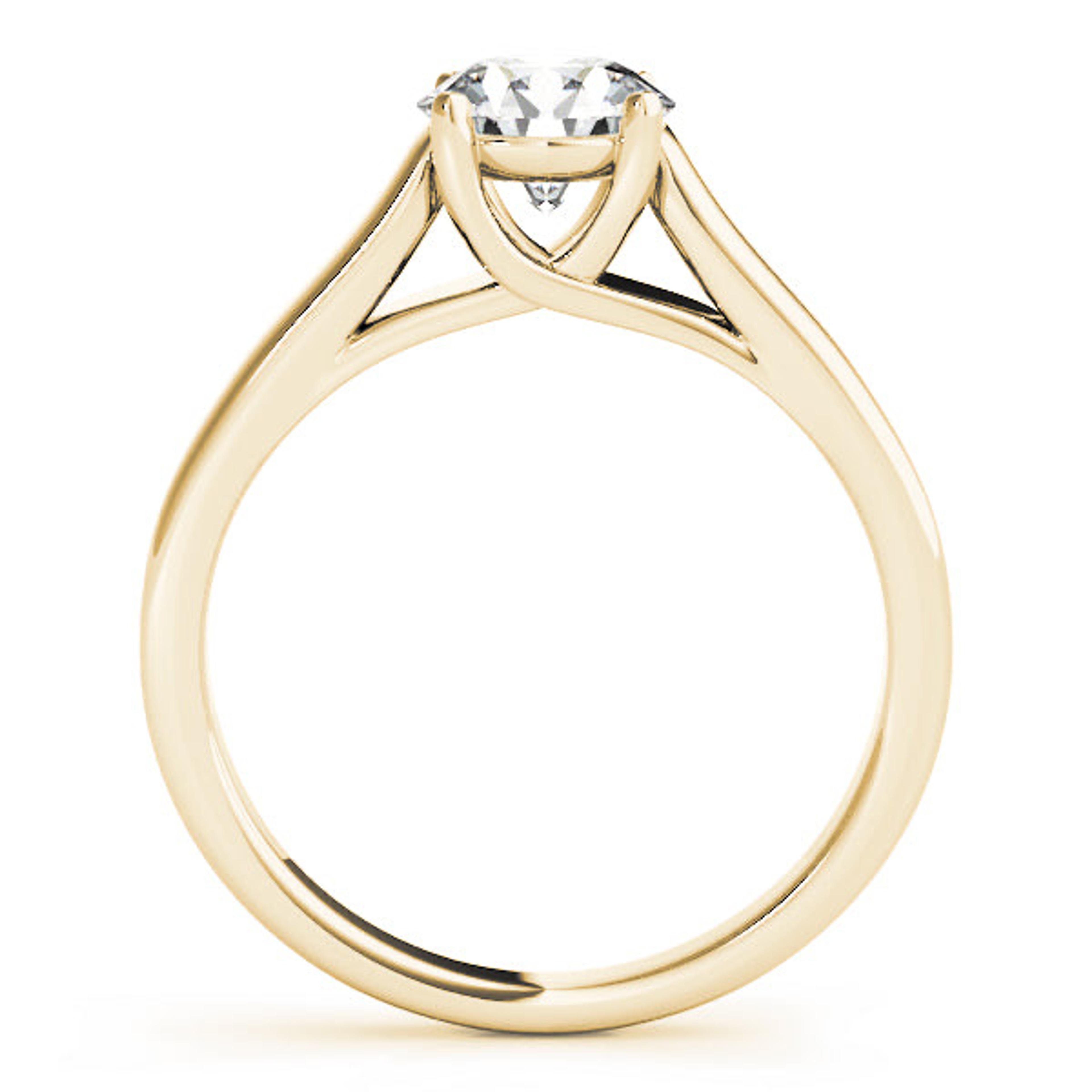 Evelyn Round Diamond Solitaire Engagement Ring