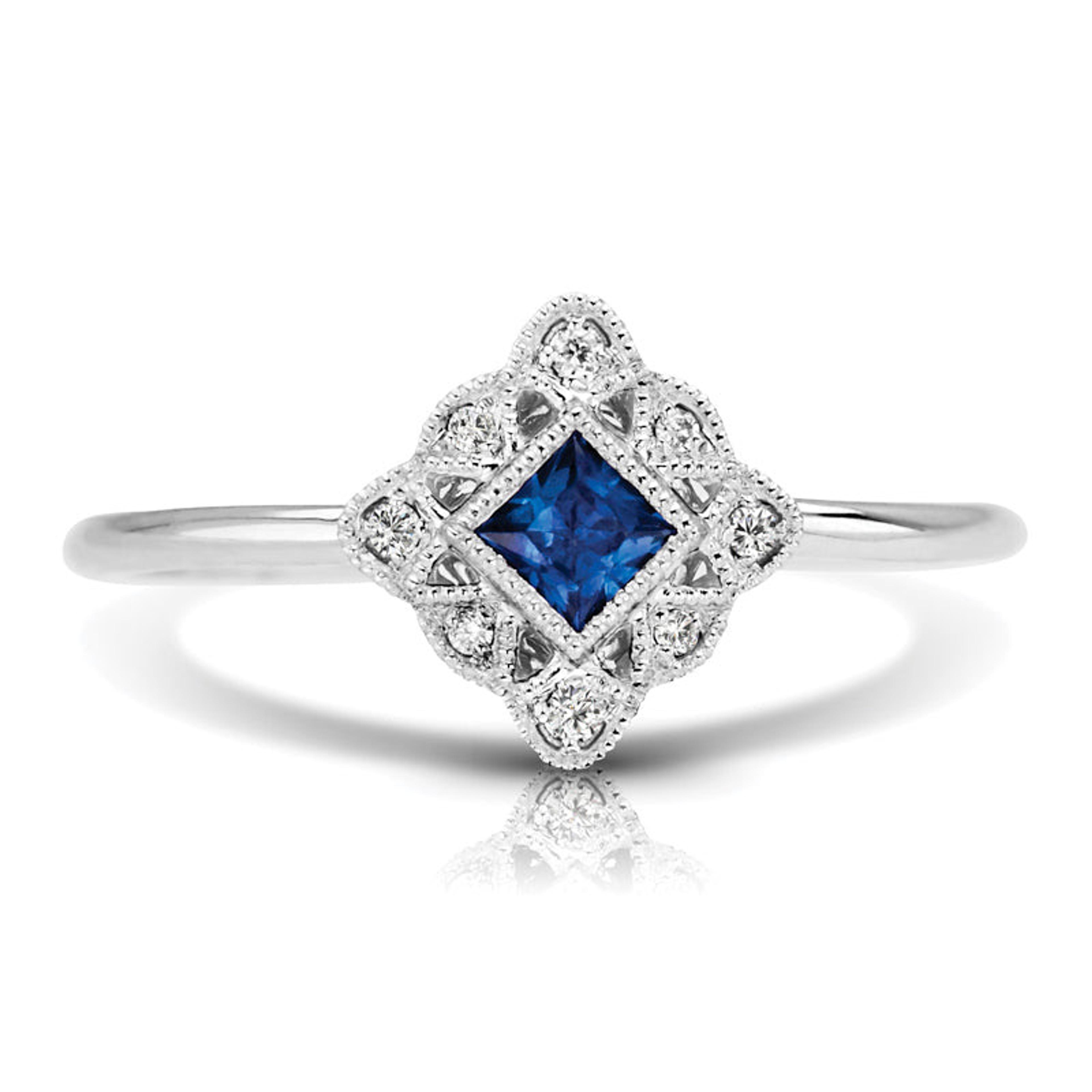 Vintage Inspired 0.15 ct. Natural Blue Sapphire Ring