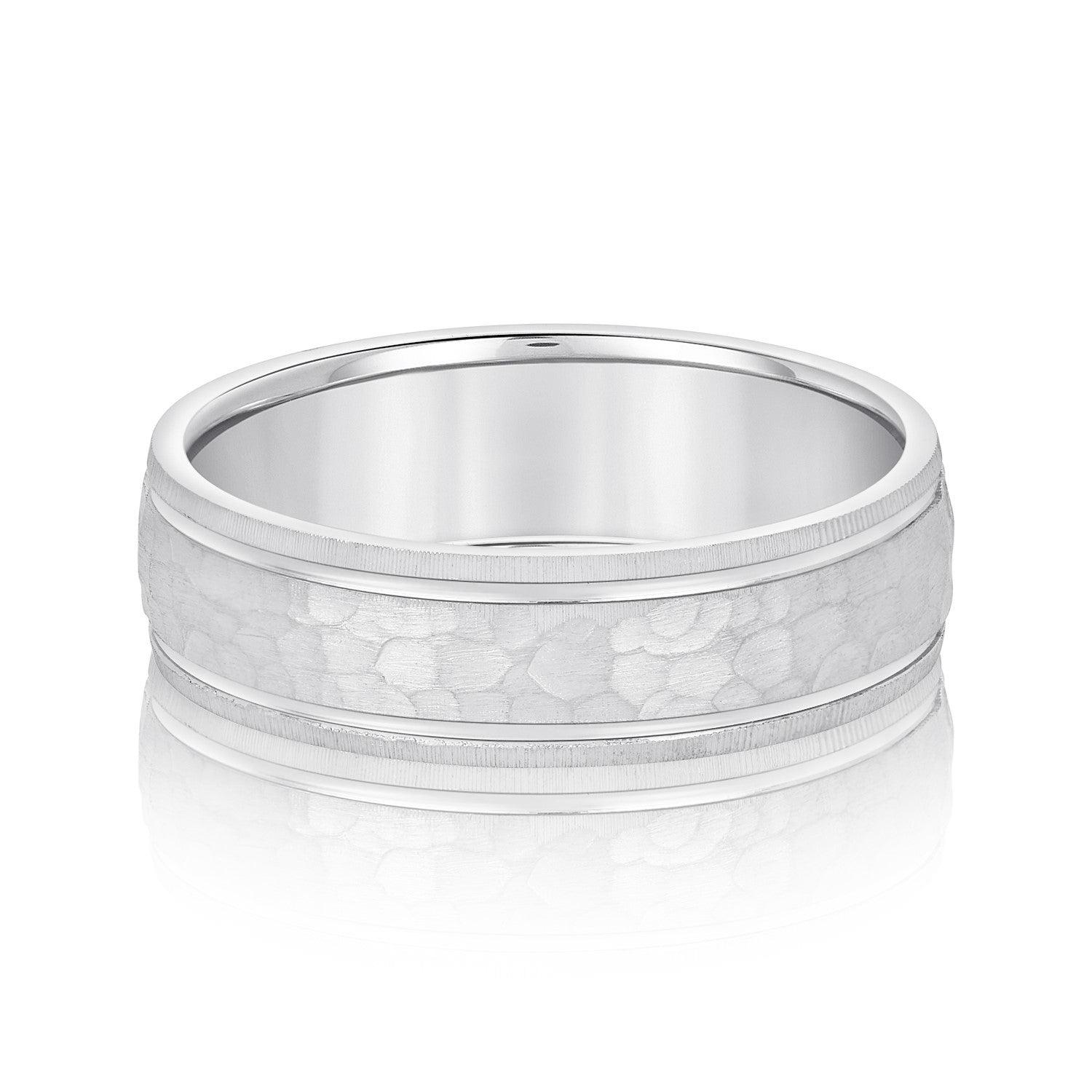 Men's Hammered Grooved Edged Band
