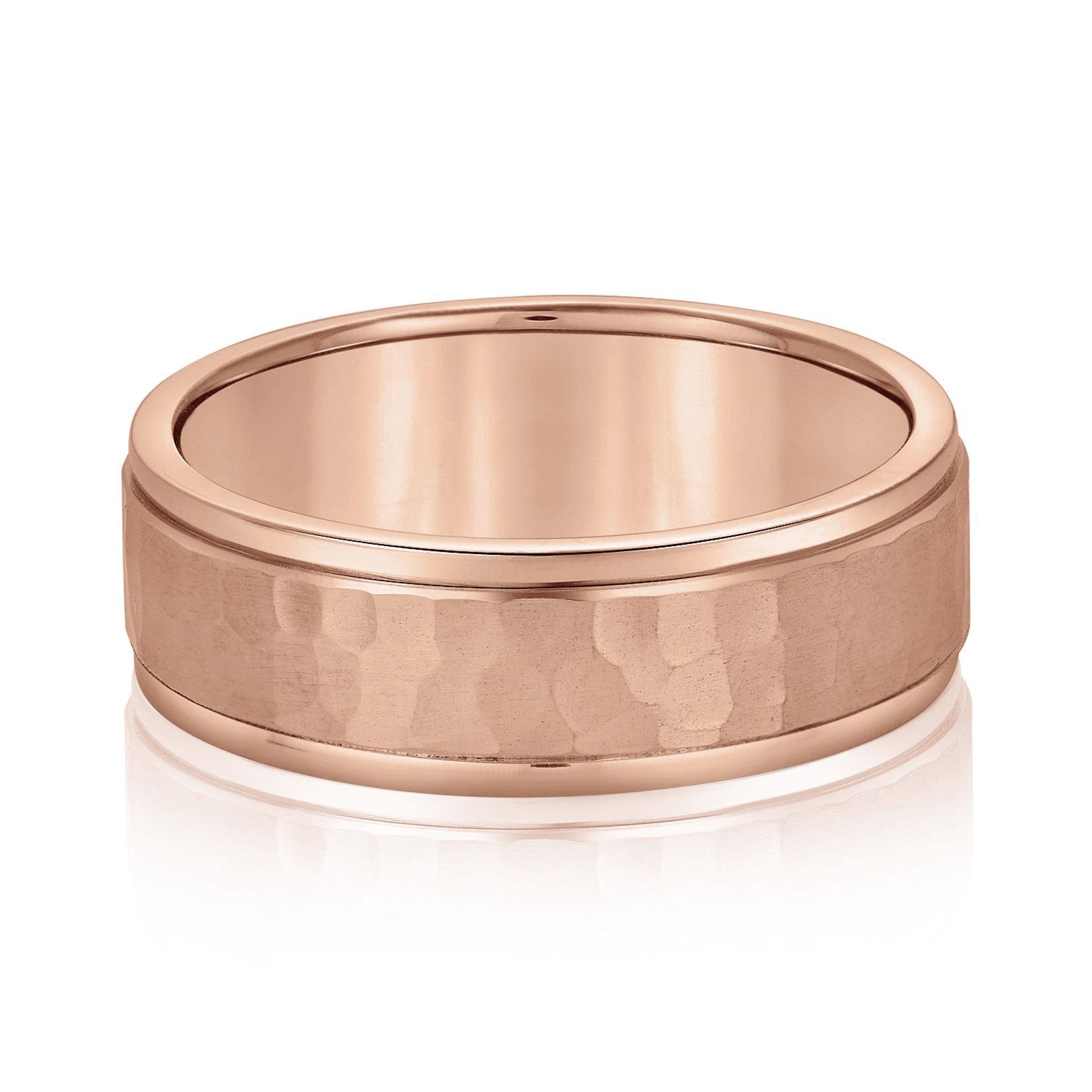 Men's Hammered Center Wedding Band