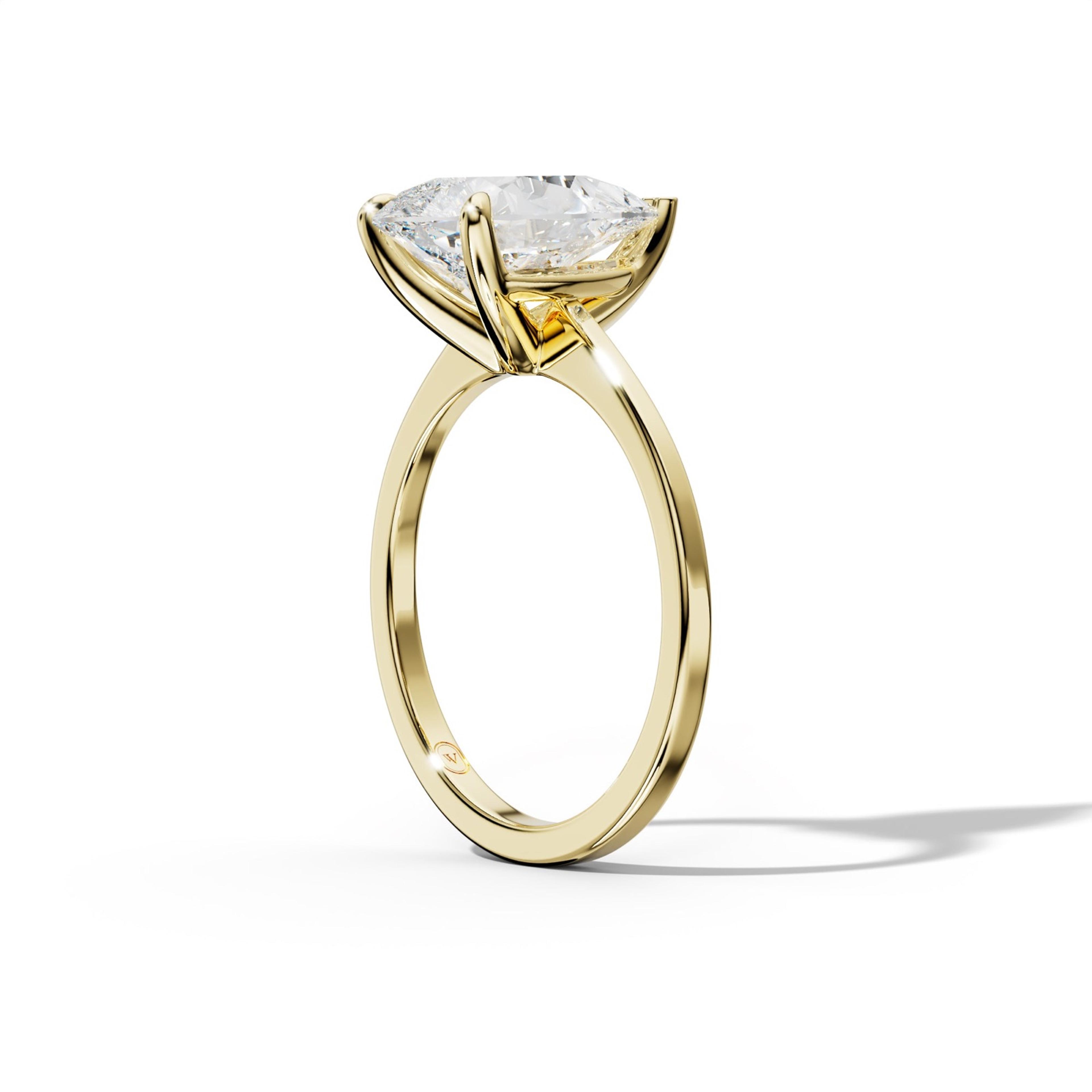 Camila Pear Shape Engagement Ring