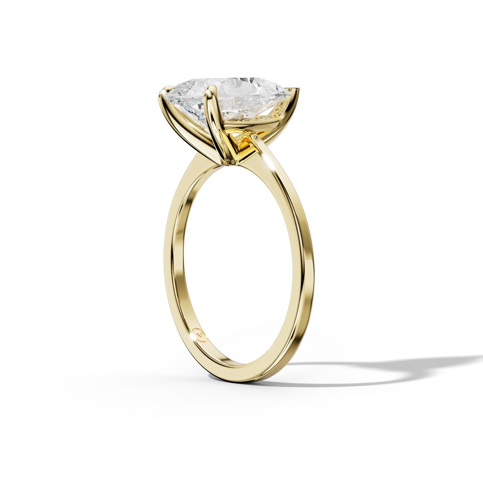 Camila Pear Shape Engagement Ring