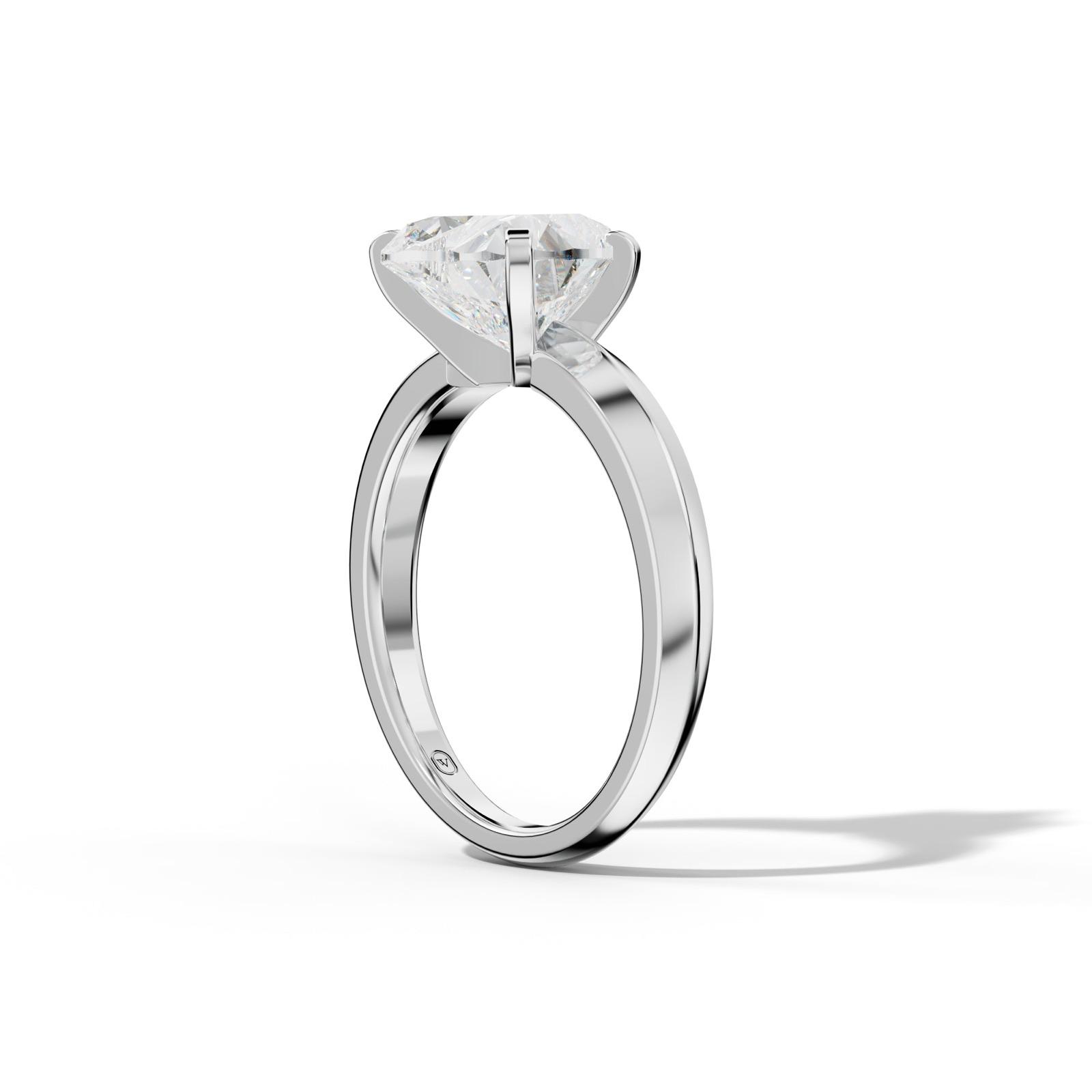 Nia Heart Diamond Engagement Ring