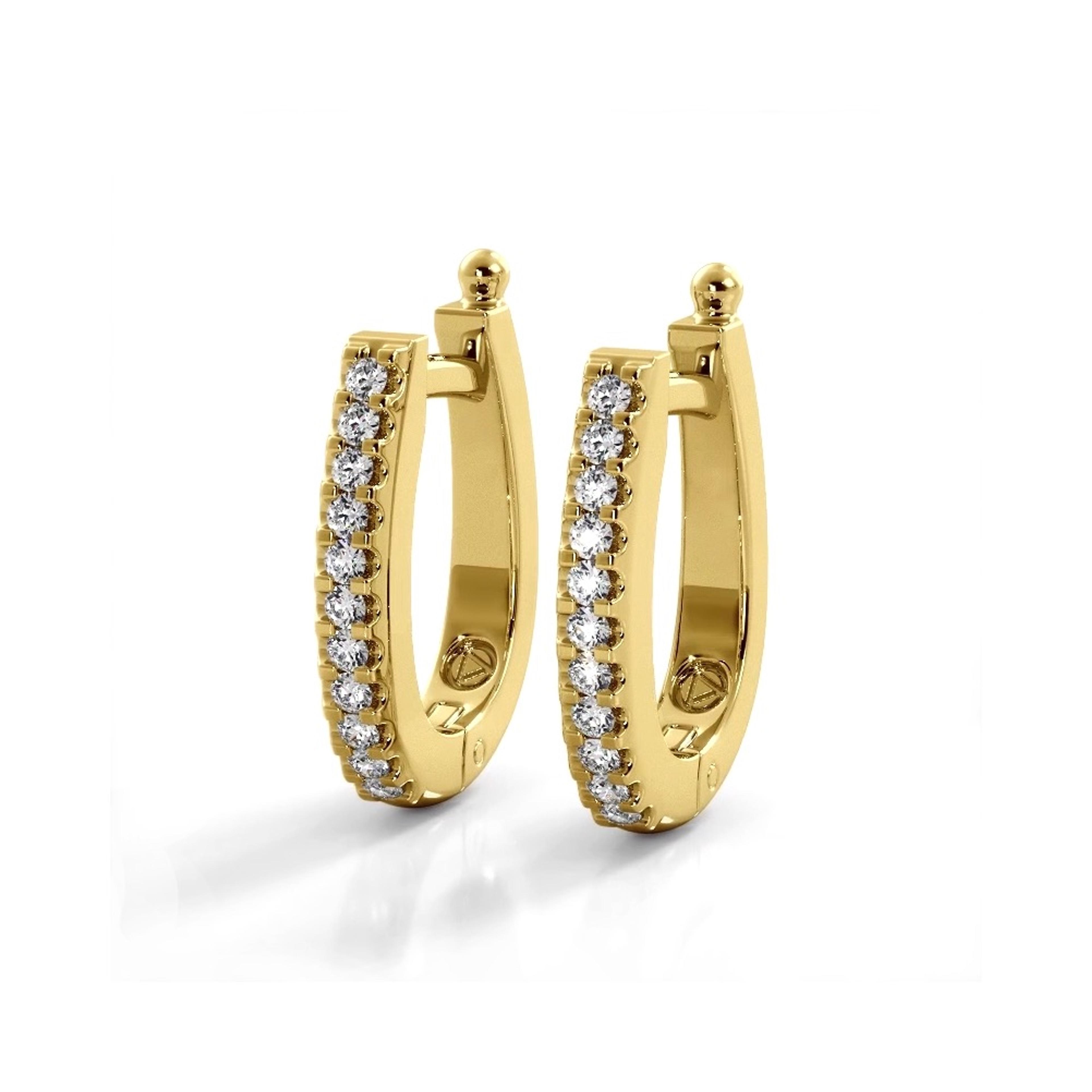 0.75 ctw. Classic Round Diamond Oval Hoop Earrings