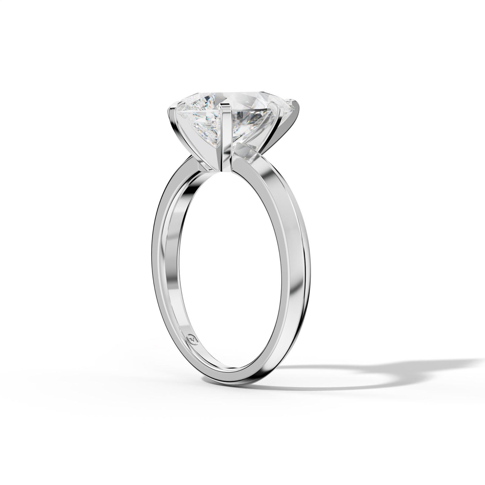 Lina Pear Shape Engagement Ring