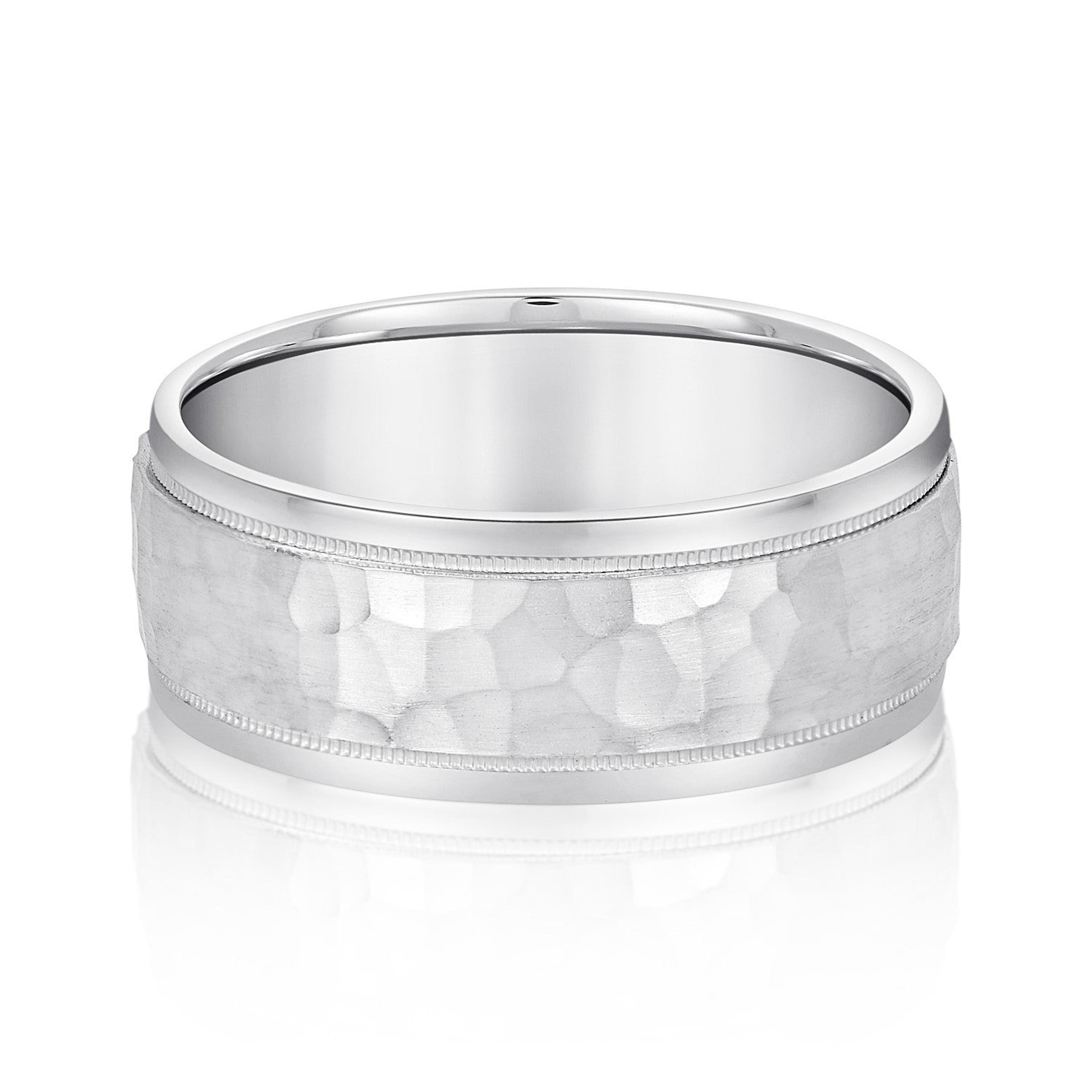 Men’s Milgrain Edges Hammered Center Band