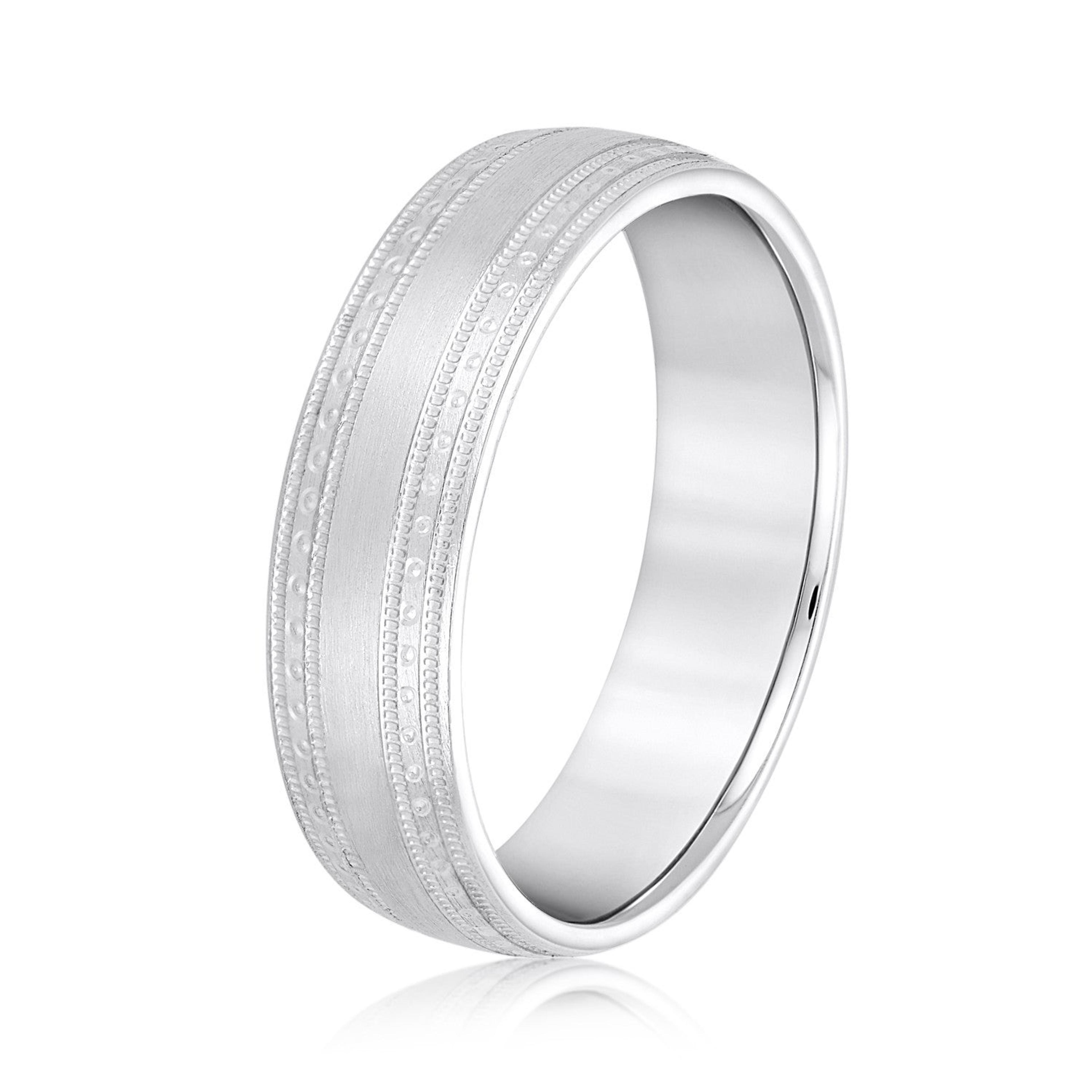 Fancy Detailed Men's Wedding Band