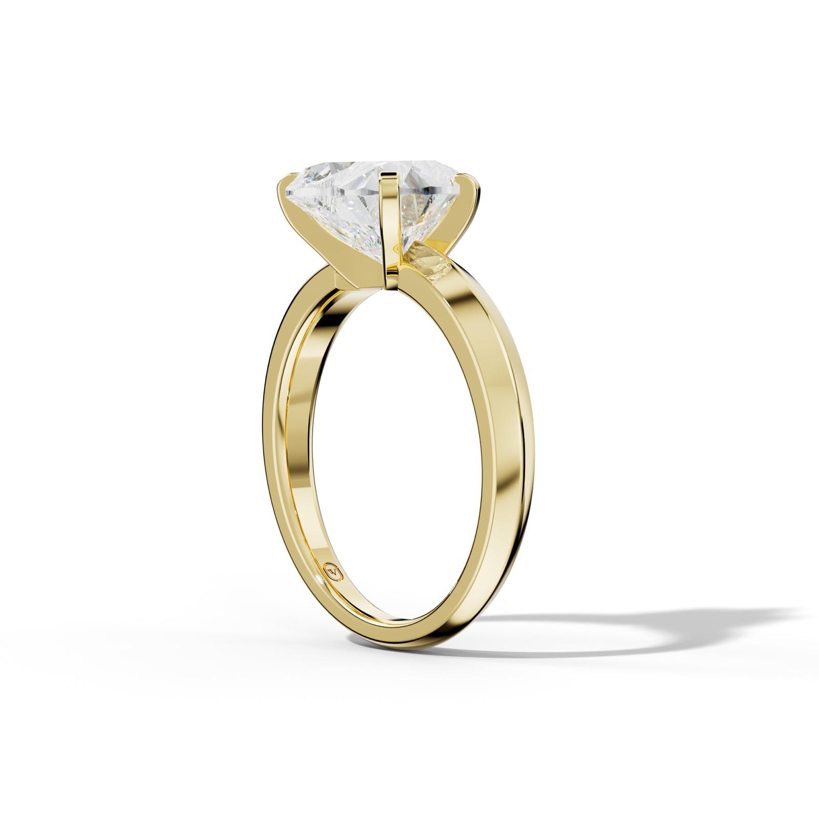Nia Heart Diamond Engagement Ring