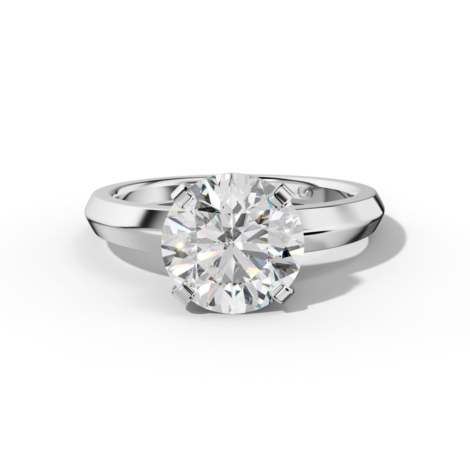 Nia Round Diamond Engagement Ring