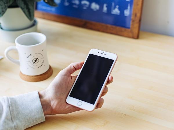 Téléphone et application gestion budget