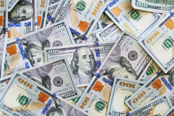 Des billets de dollars americains