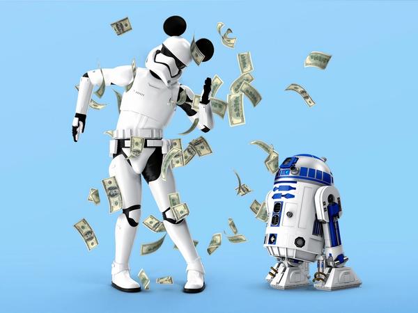 Des robo advisors entourés de billets