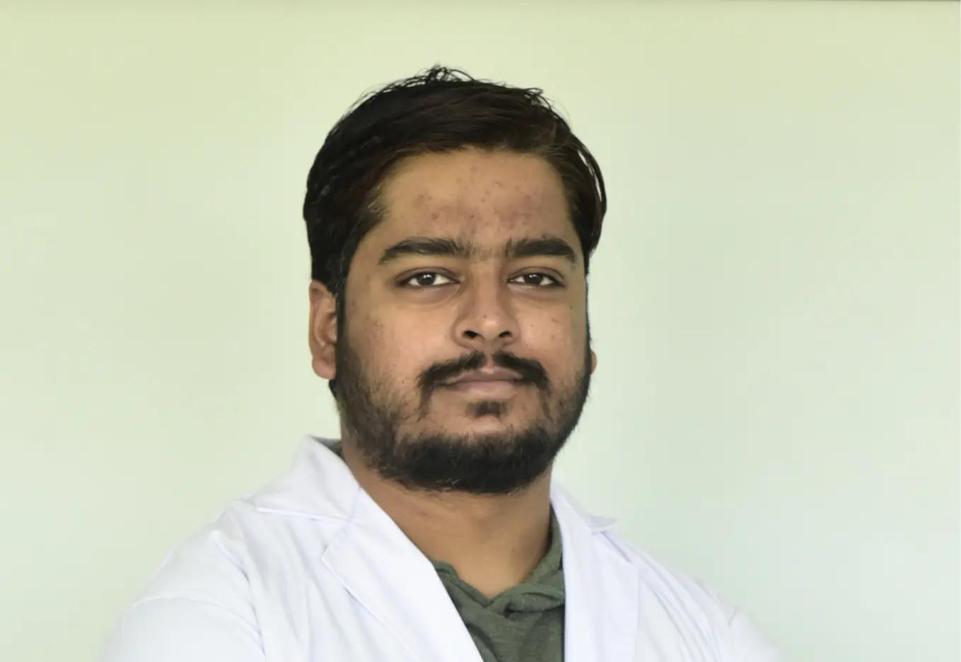 Dr Shubham Harsh