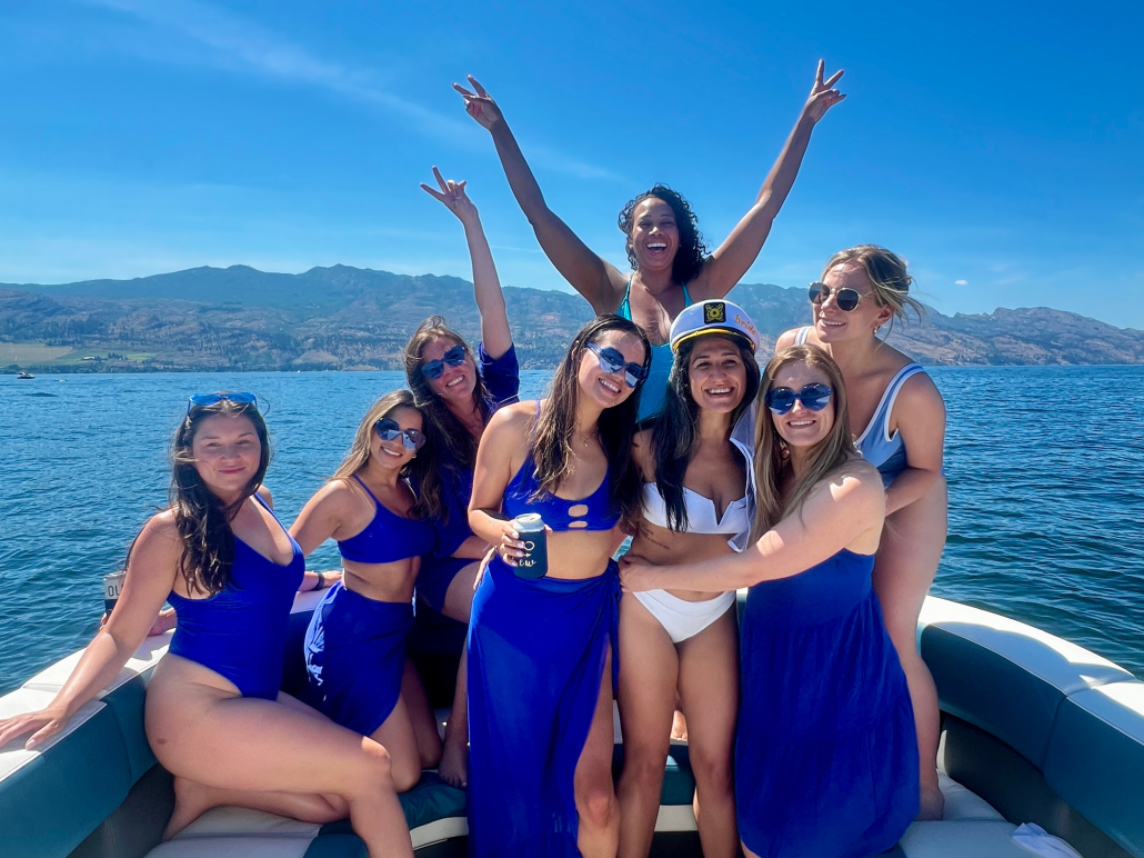 Signature Wine & Boat Experience