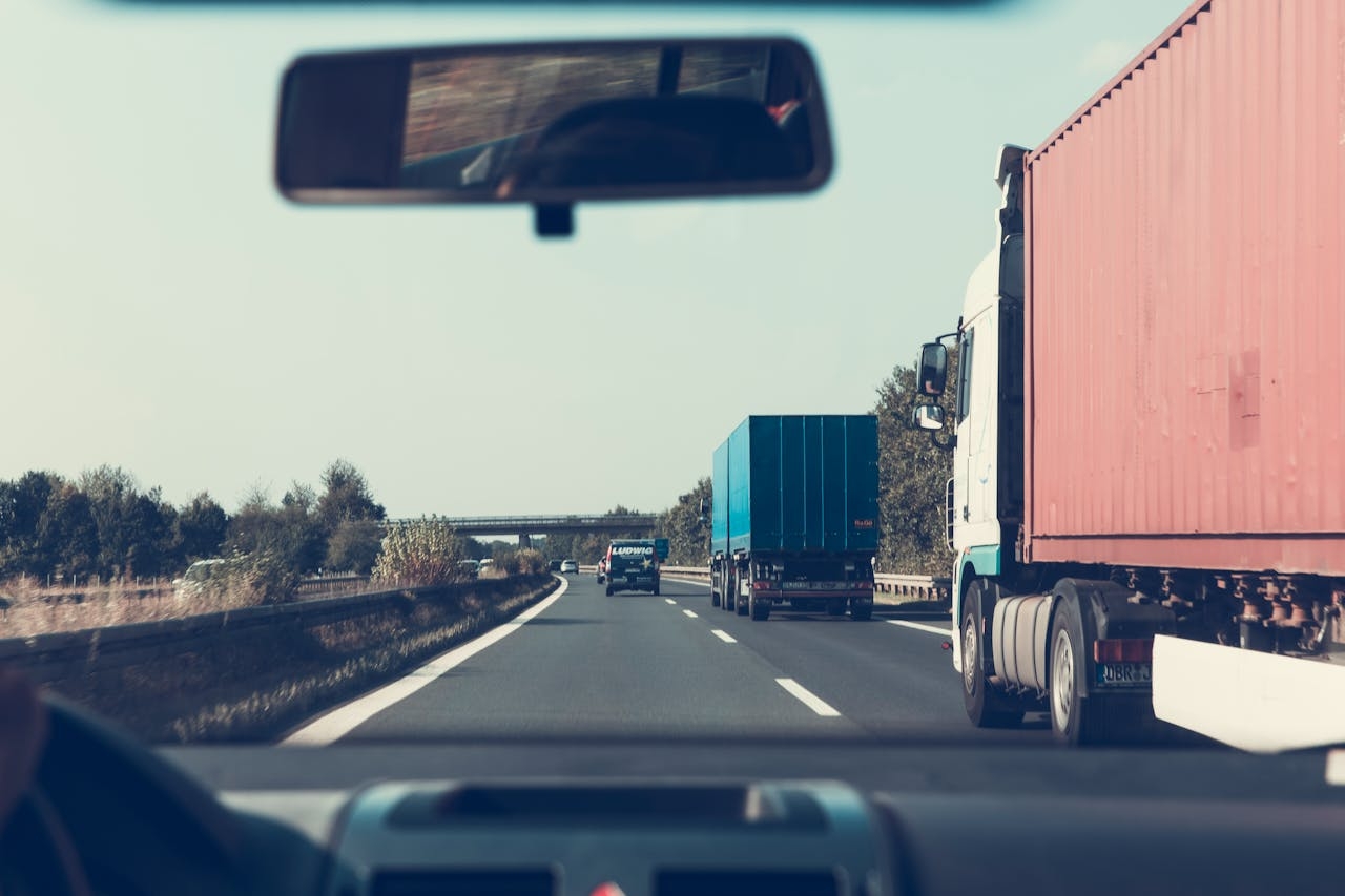 Image Hit by a Commercial Vehicle in Pittsburgh Who Pays.jpg