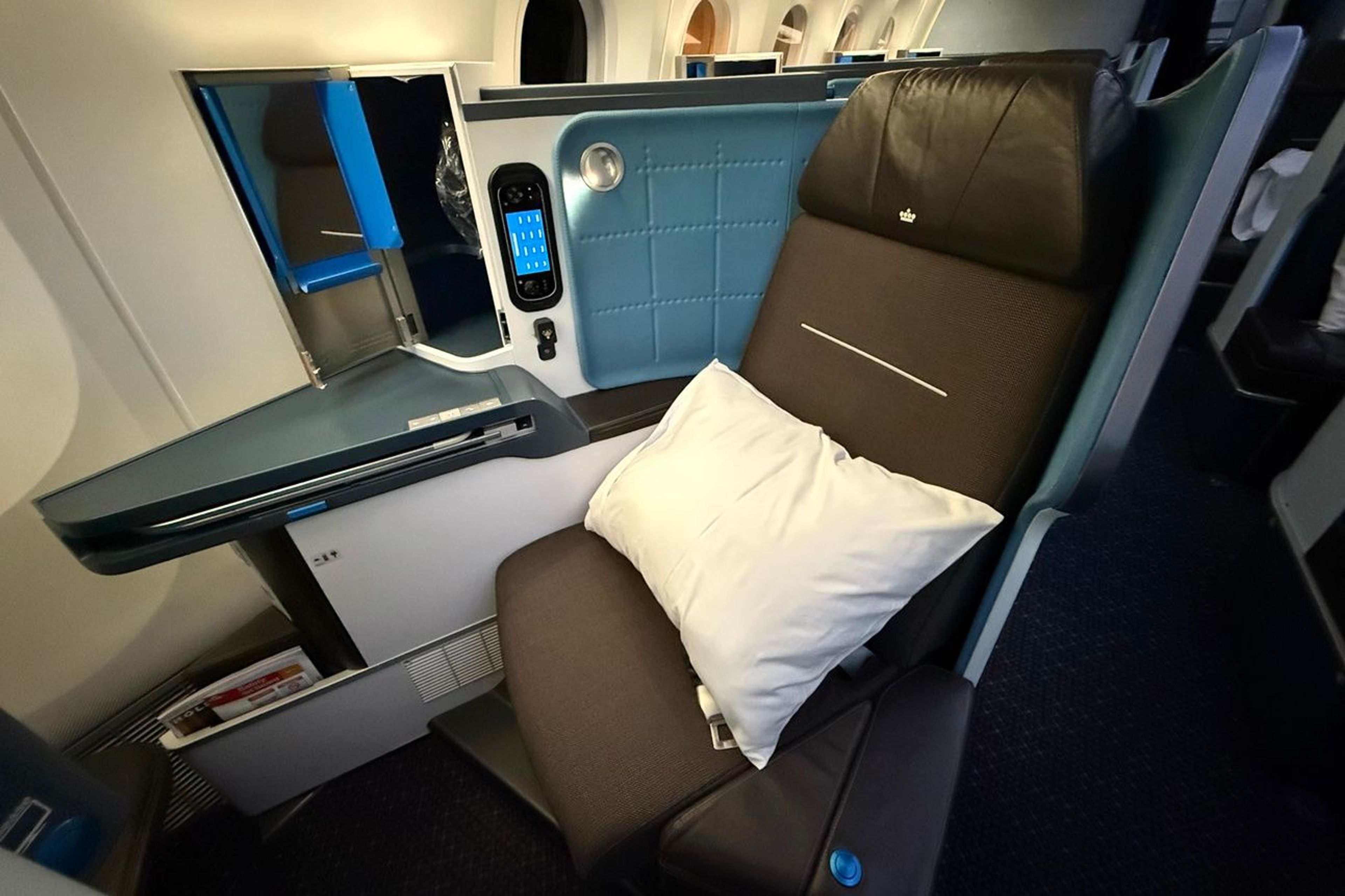 Photo of KLM lie-flat businss class