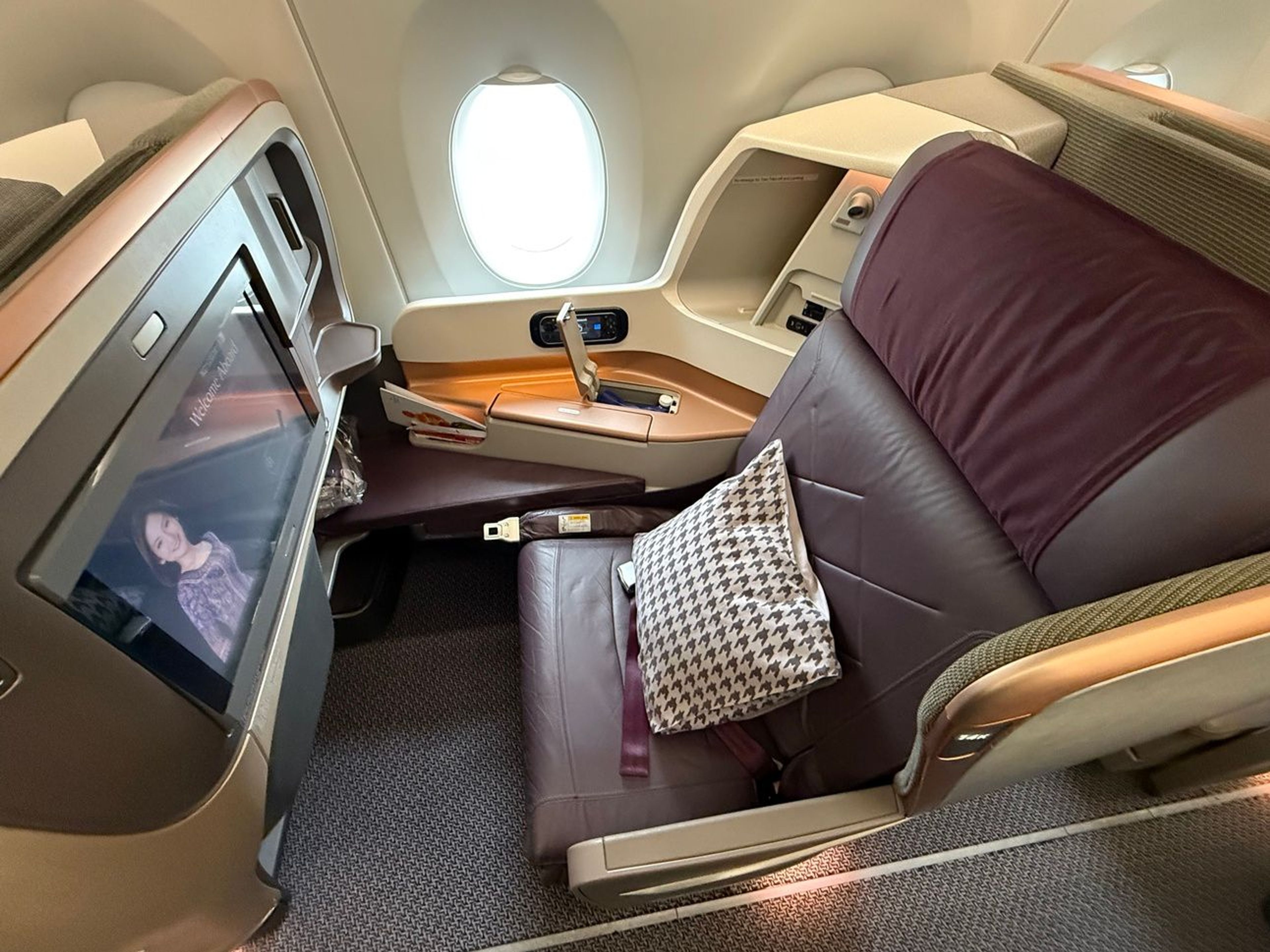 Singapore Airlines 777-300ER business class