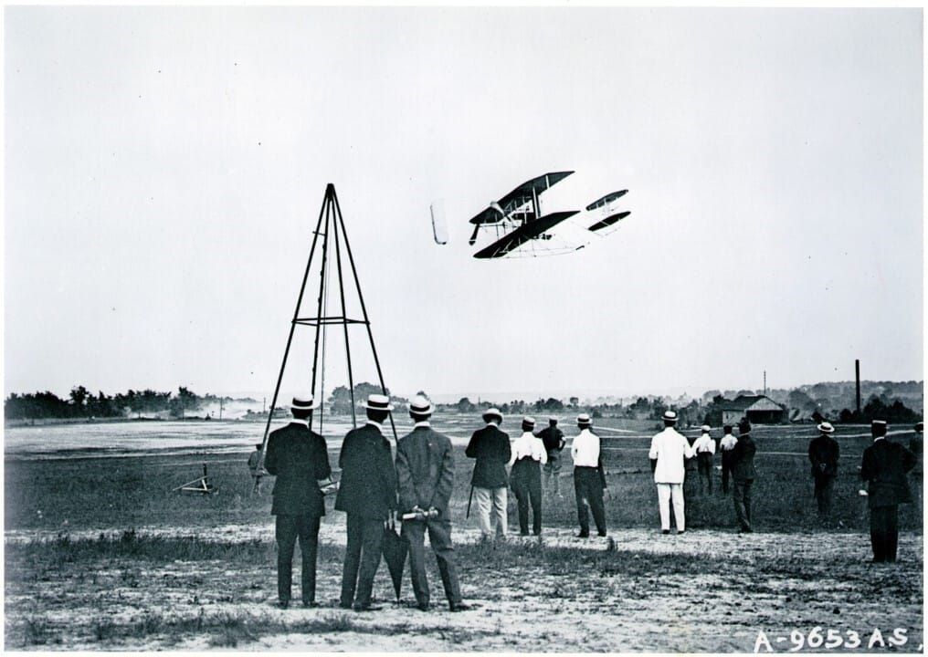 An old photo of College Park airport in the early 1900s