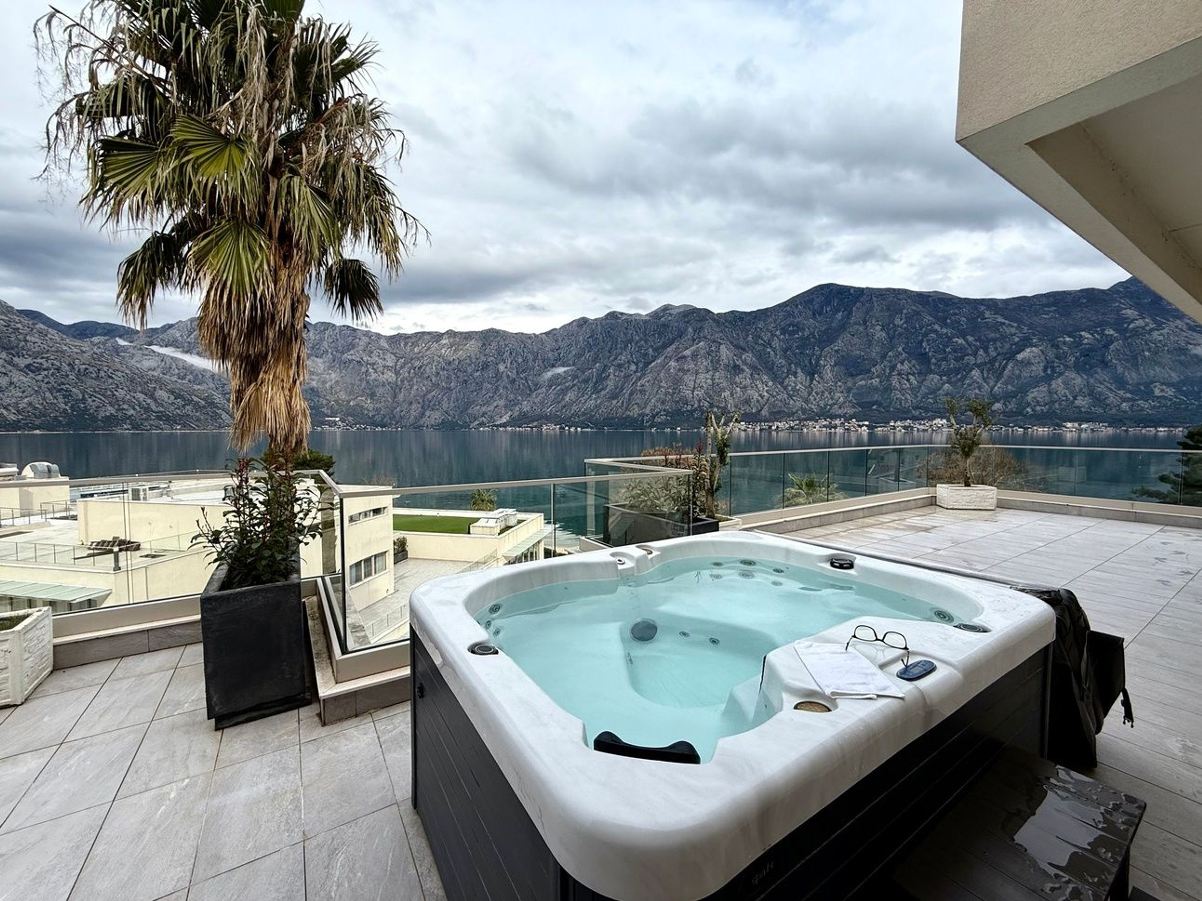 My freaking JACUZZI on my freaking balcony in my freaking suite at the freaking Hyatt Regency