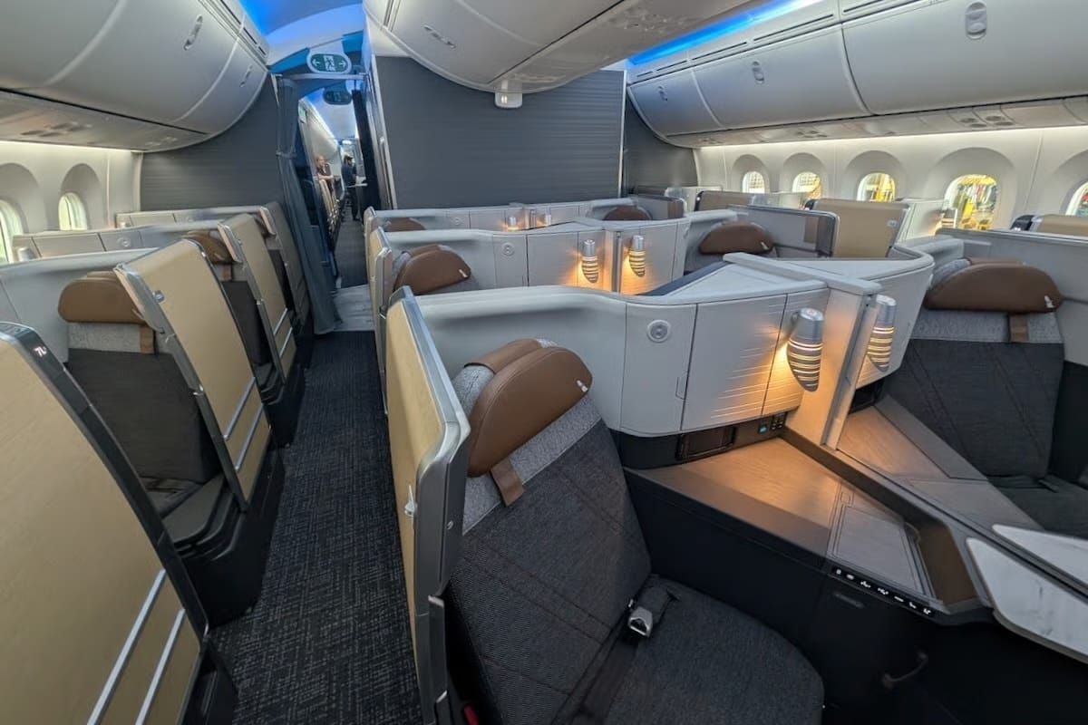 AA business-class suites