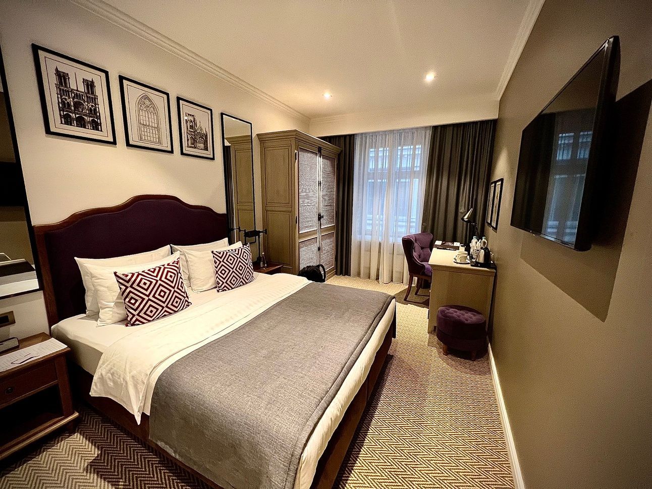 All of the rooms are brand spankin’ new, clean, and cozy