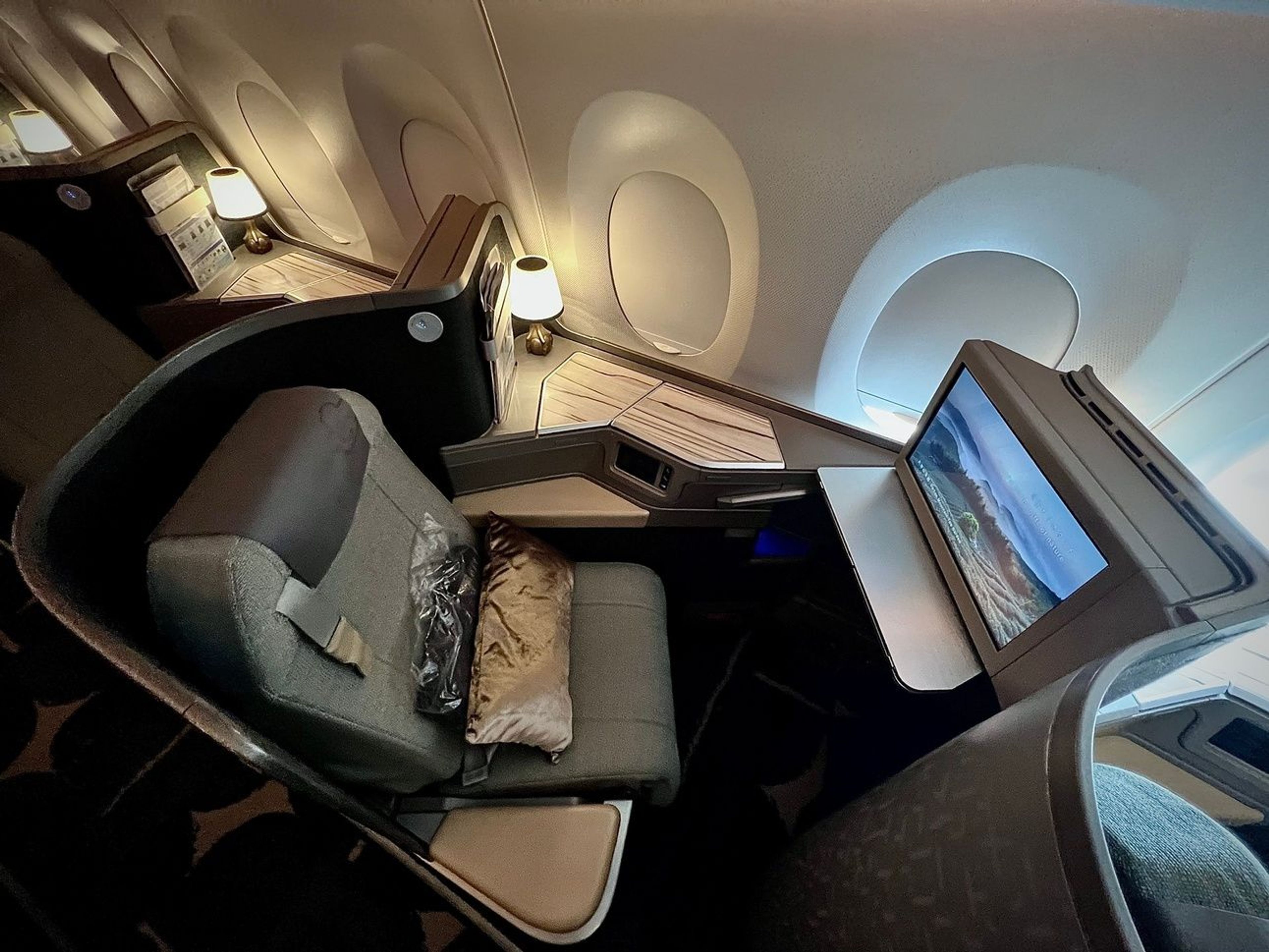 China Airlines business class