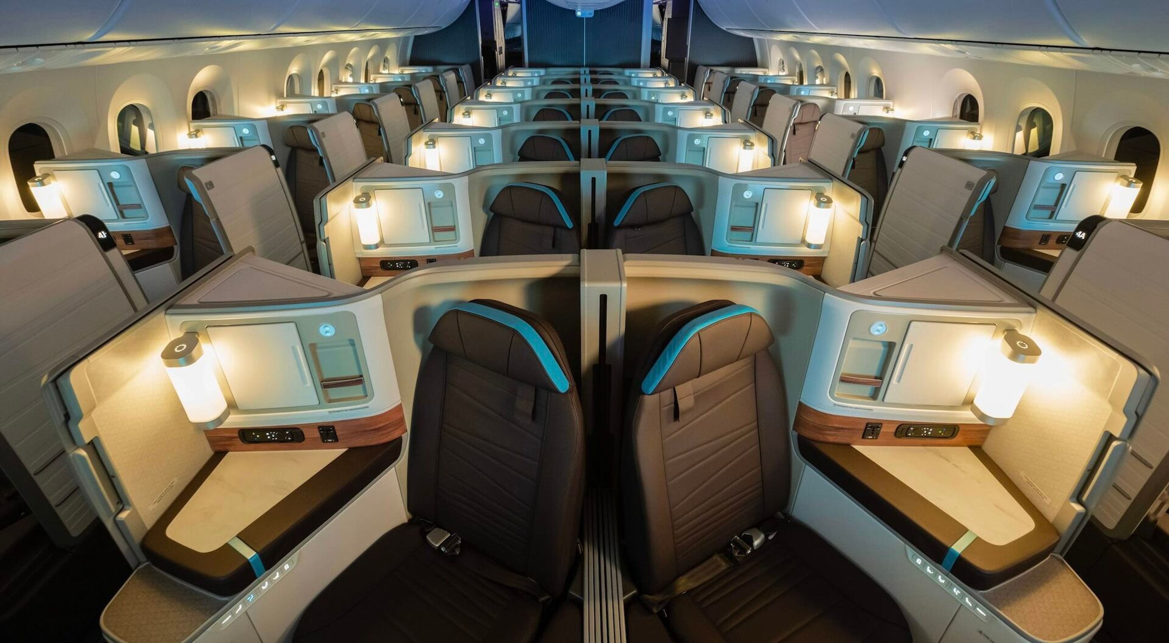 Alaska/Hawaiian 787 Dreamliner business class