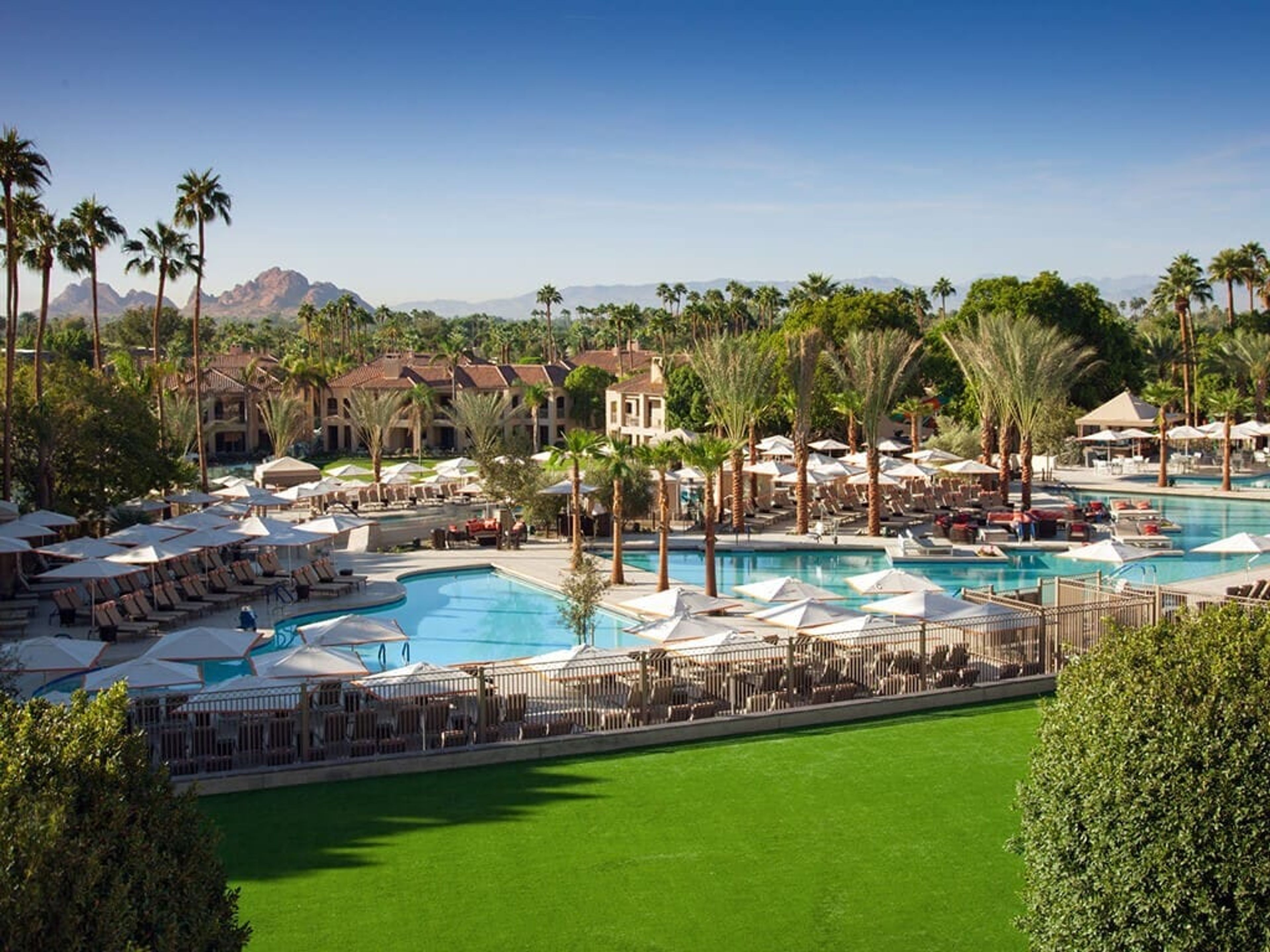 Photo of the hotel from the leading brand