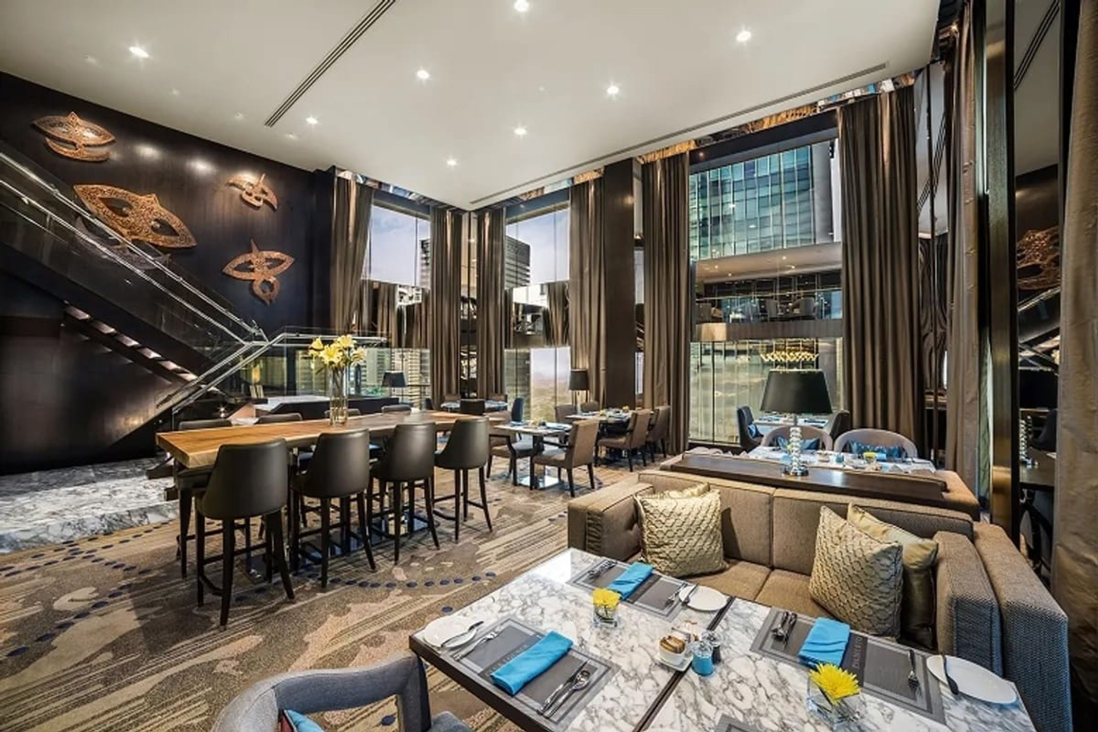 Example of a lounge in an Intercontinental Hotel