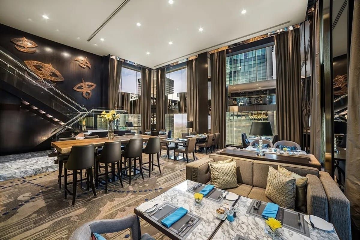 Example of a lounge in an Intercontinental Hotel