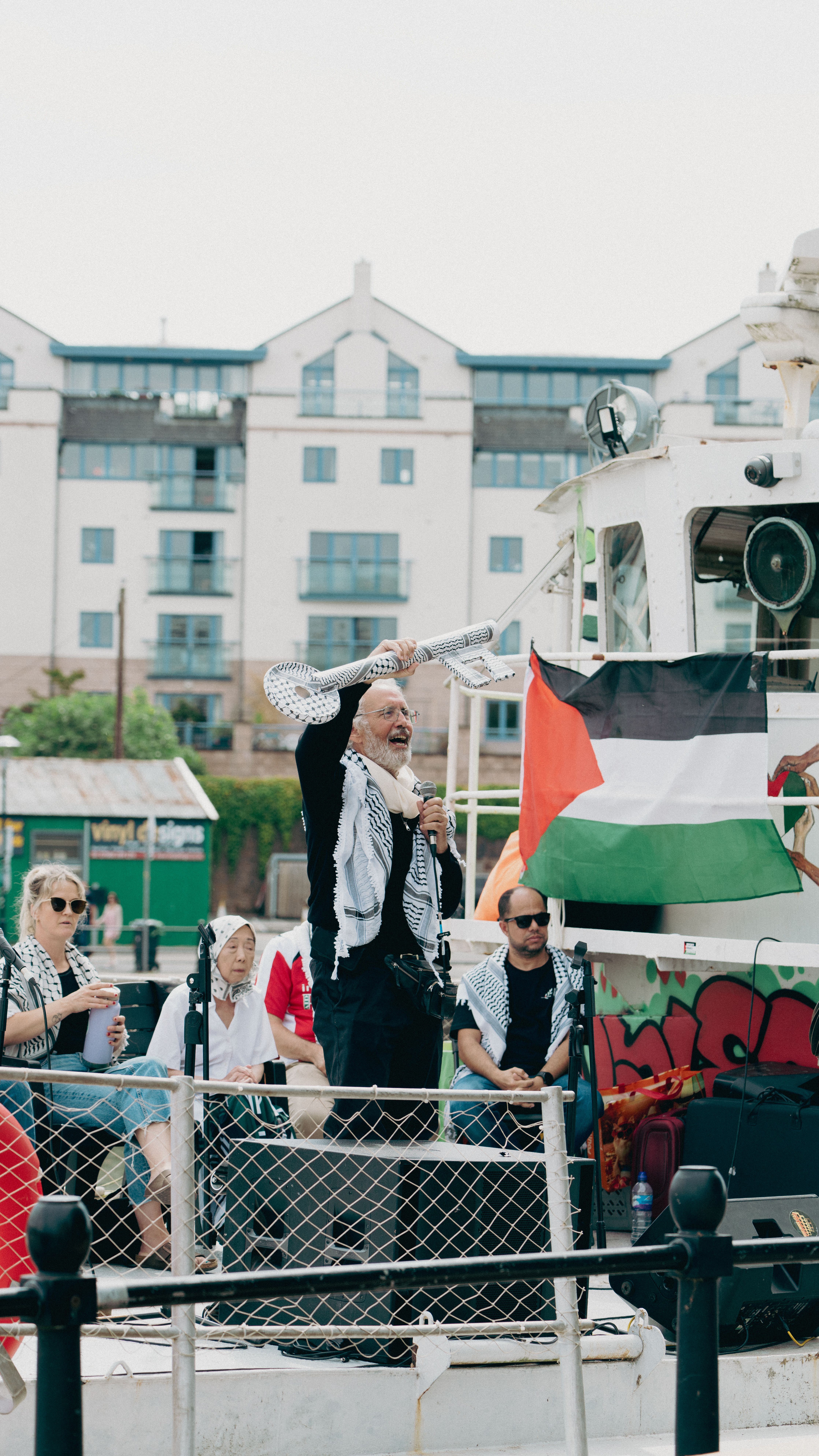 A Bristol boat sets sail to Gaza