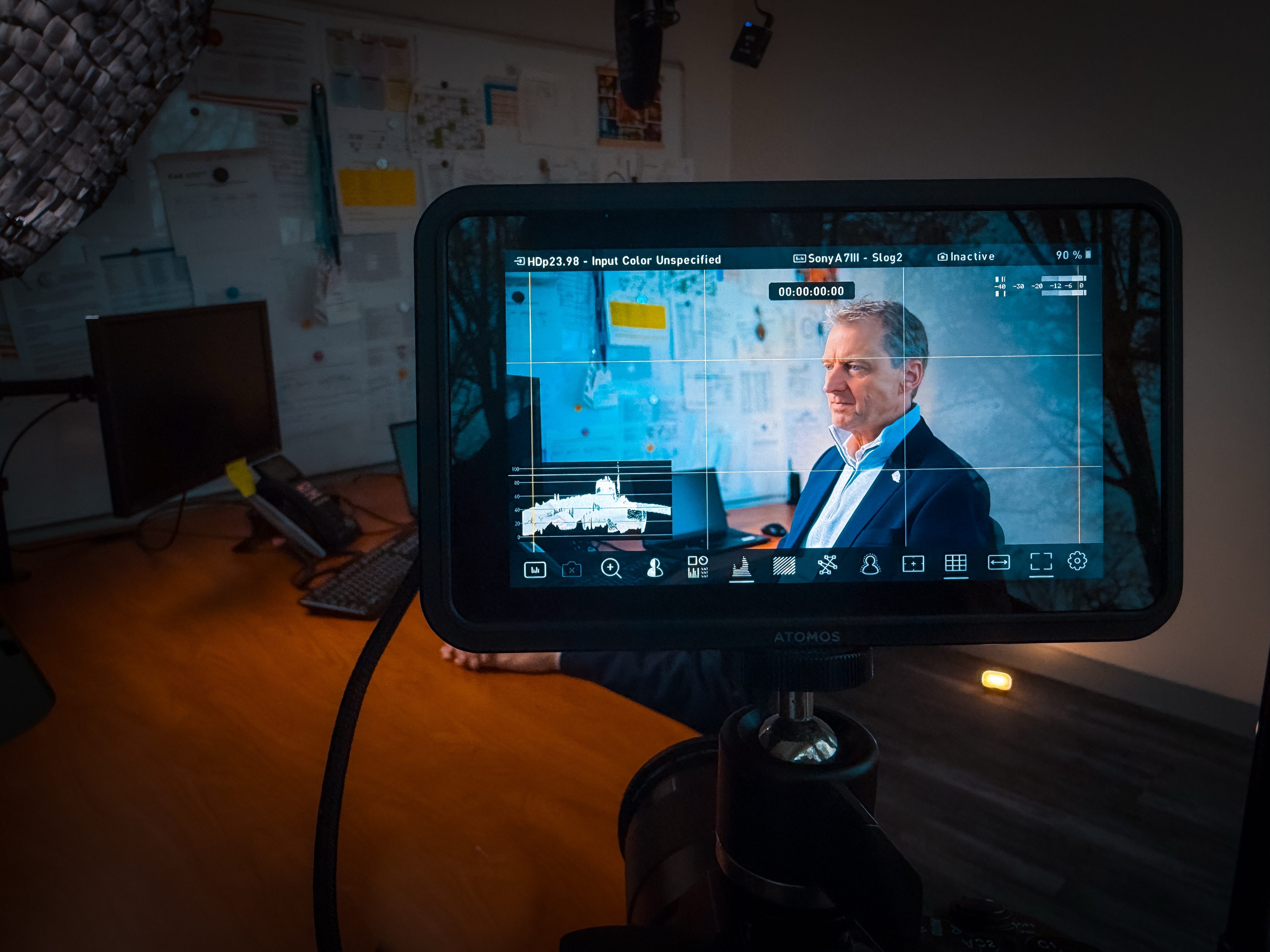 Monitor showing an interview in progress