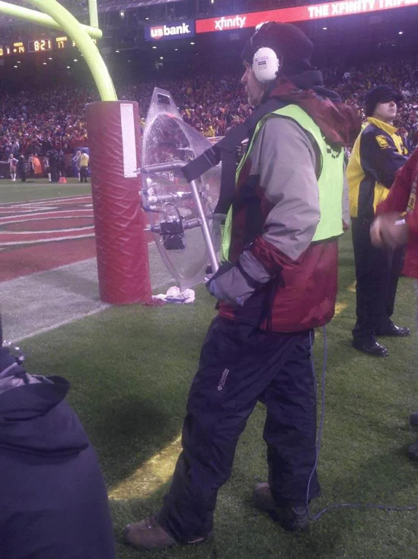 Fox Tests Prototype KLOVER MiK 26 Parabolic Microphone