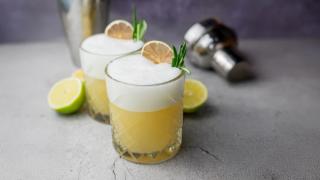 Ferdigblandet lime whisky sour.