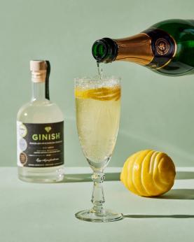 Virgin french 75 servert i champagneglass