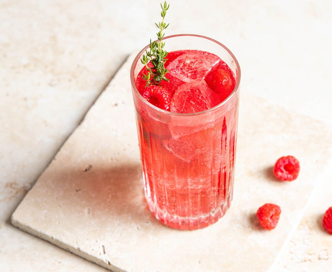 Ferdigblandet cocktail.