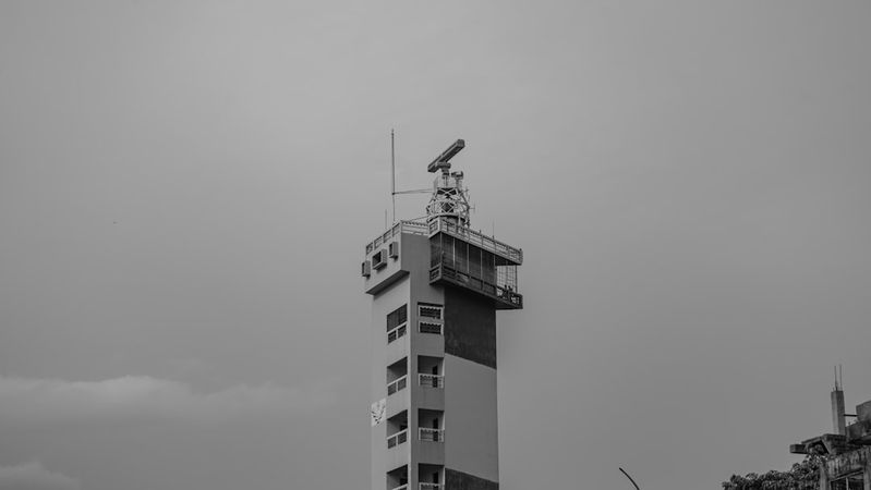 Cómo elegir gestoría: Guía completa 2026